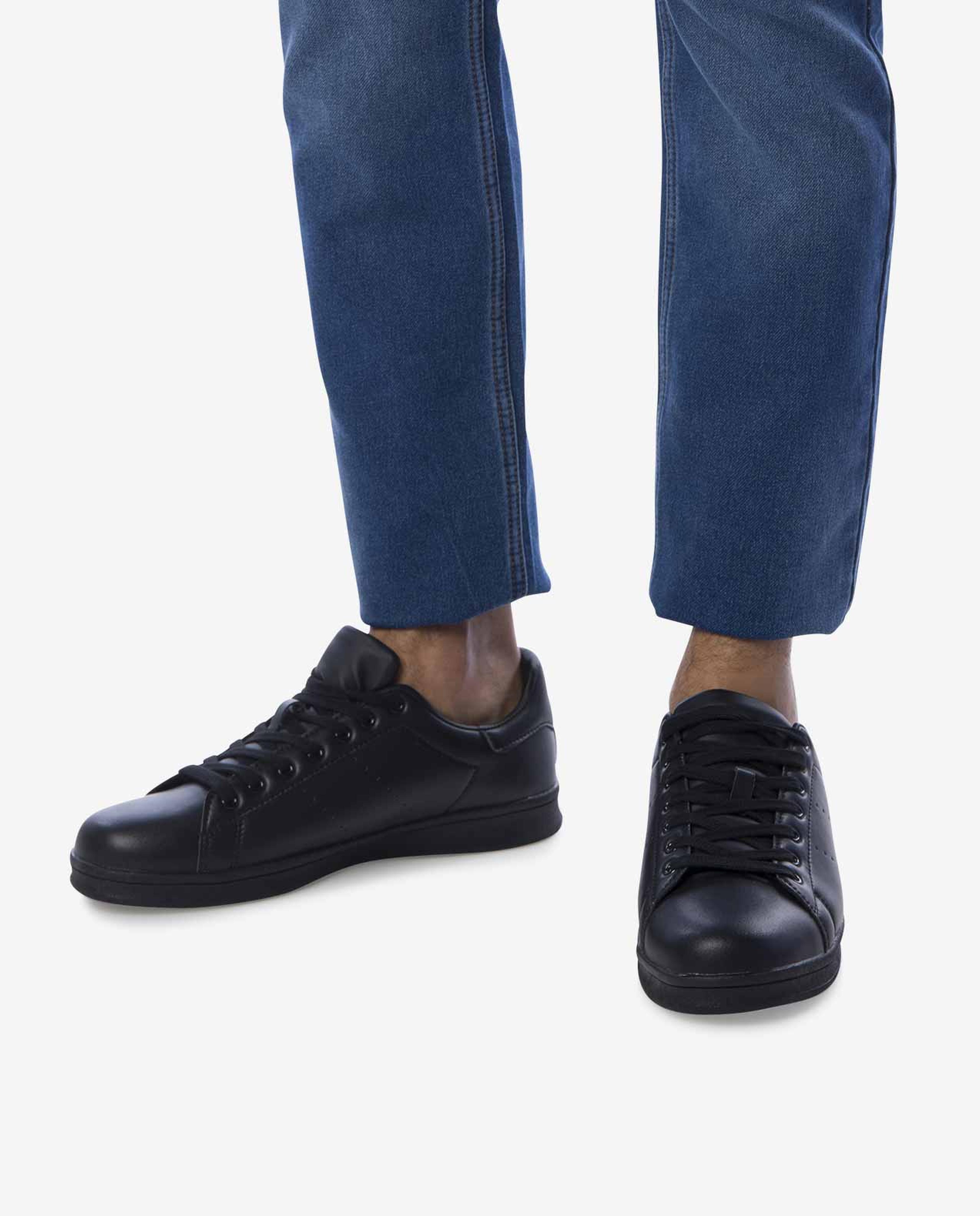 Black Casual Shoes