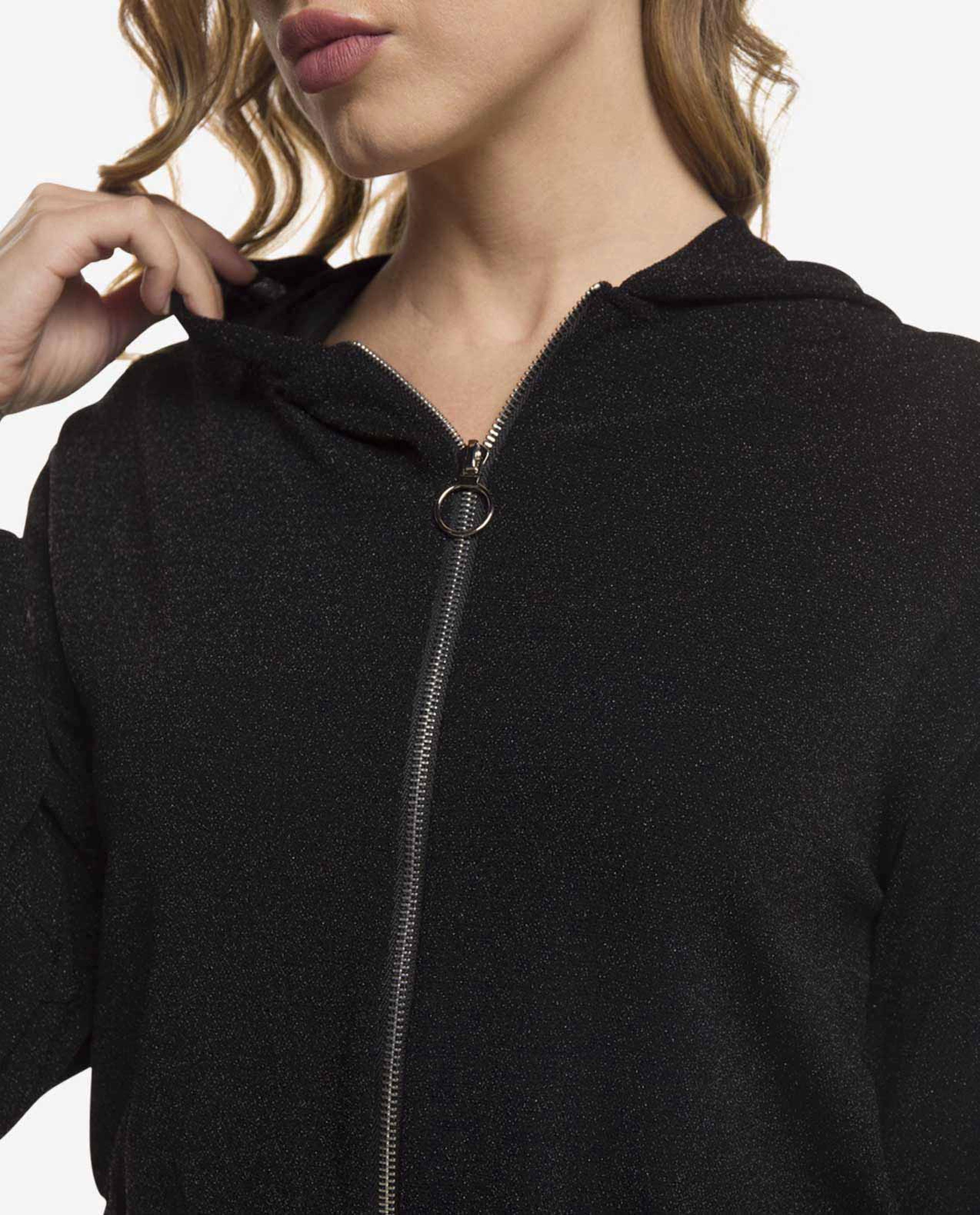Black Zip-up Cropped Hoodie