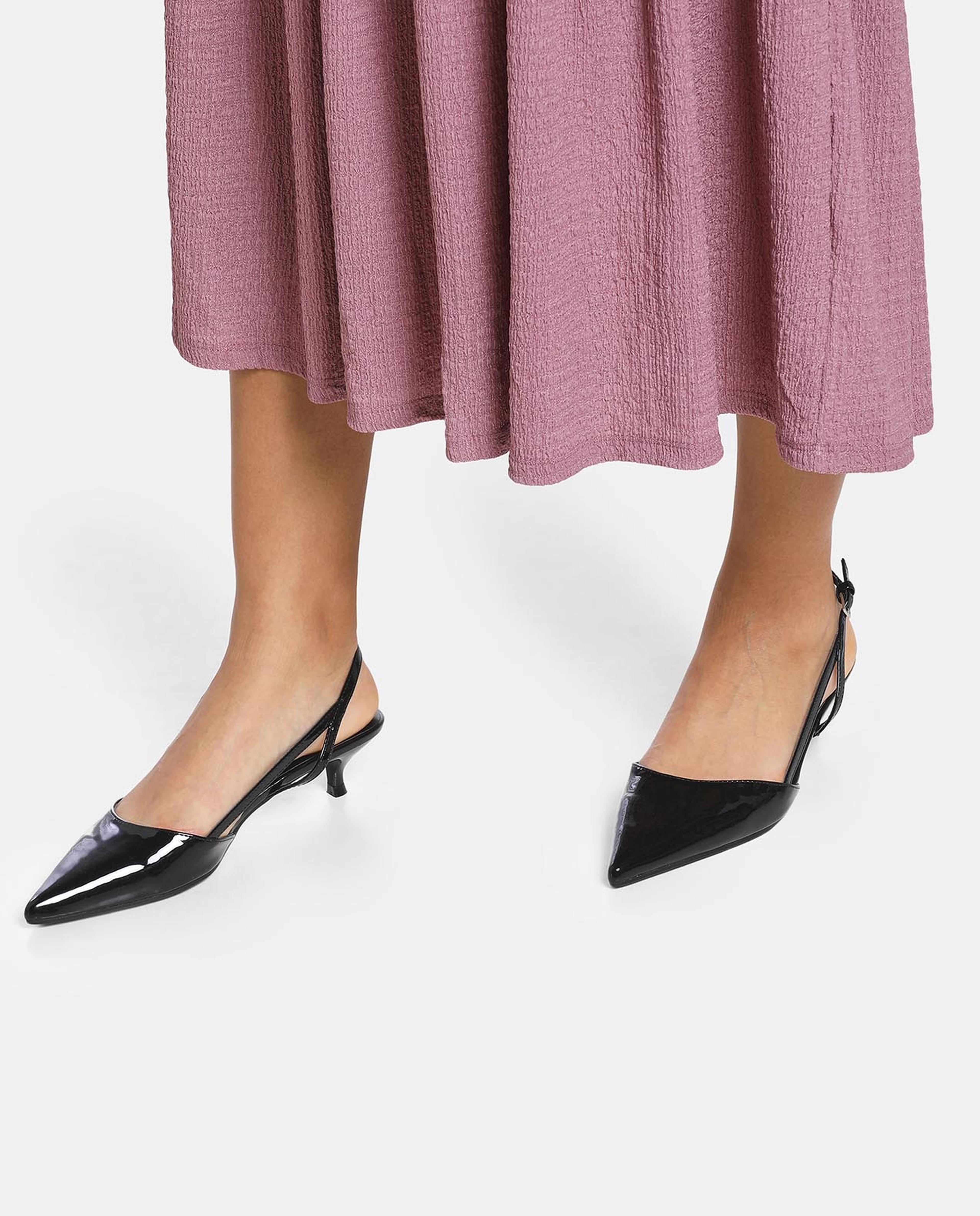 Black Solid Sling back Sandals