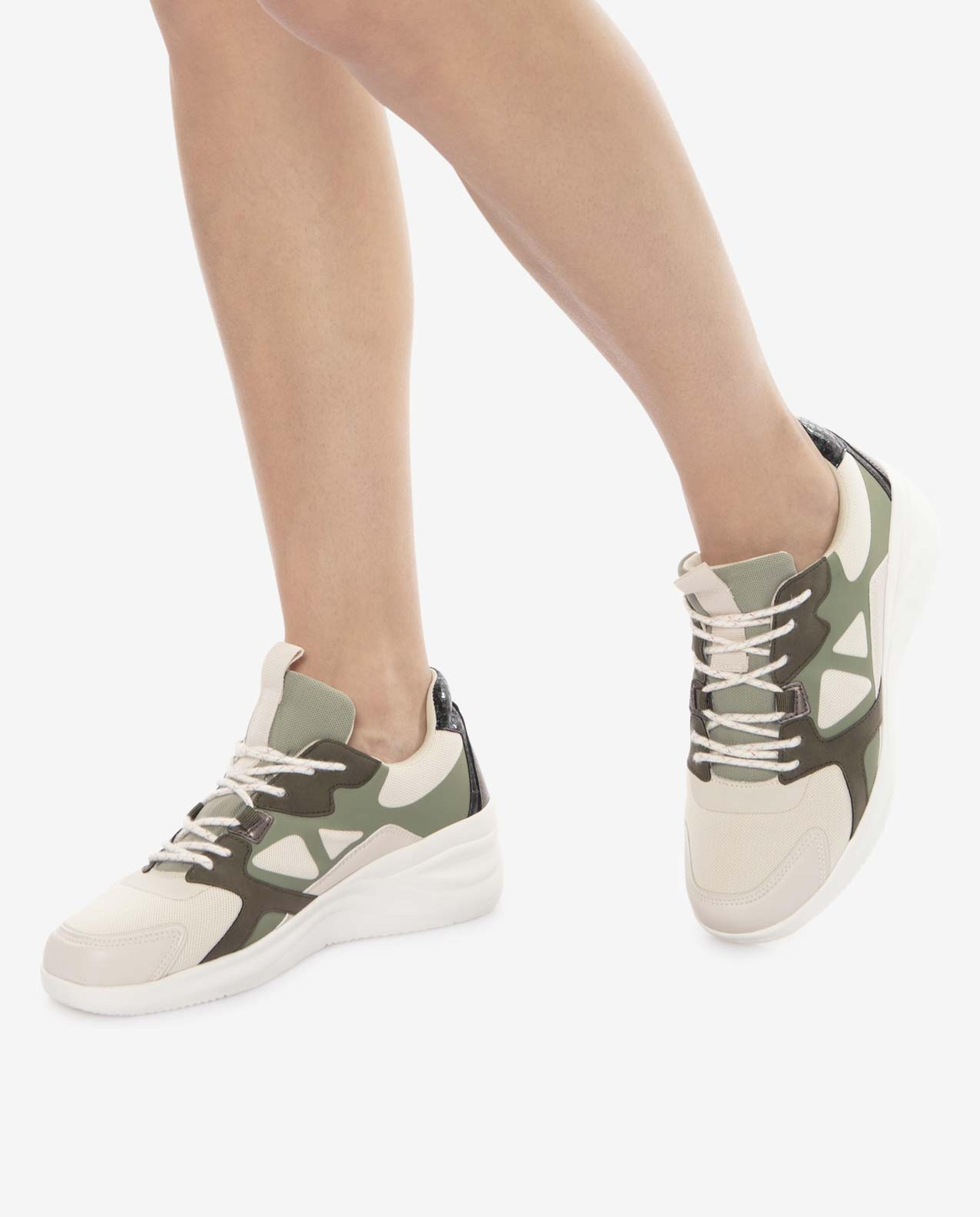 Green Sport Shoes