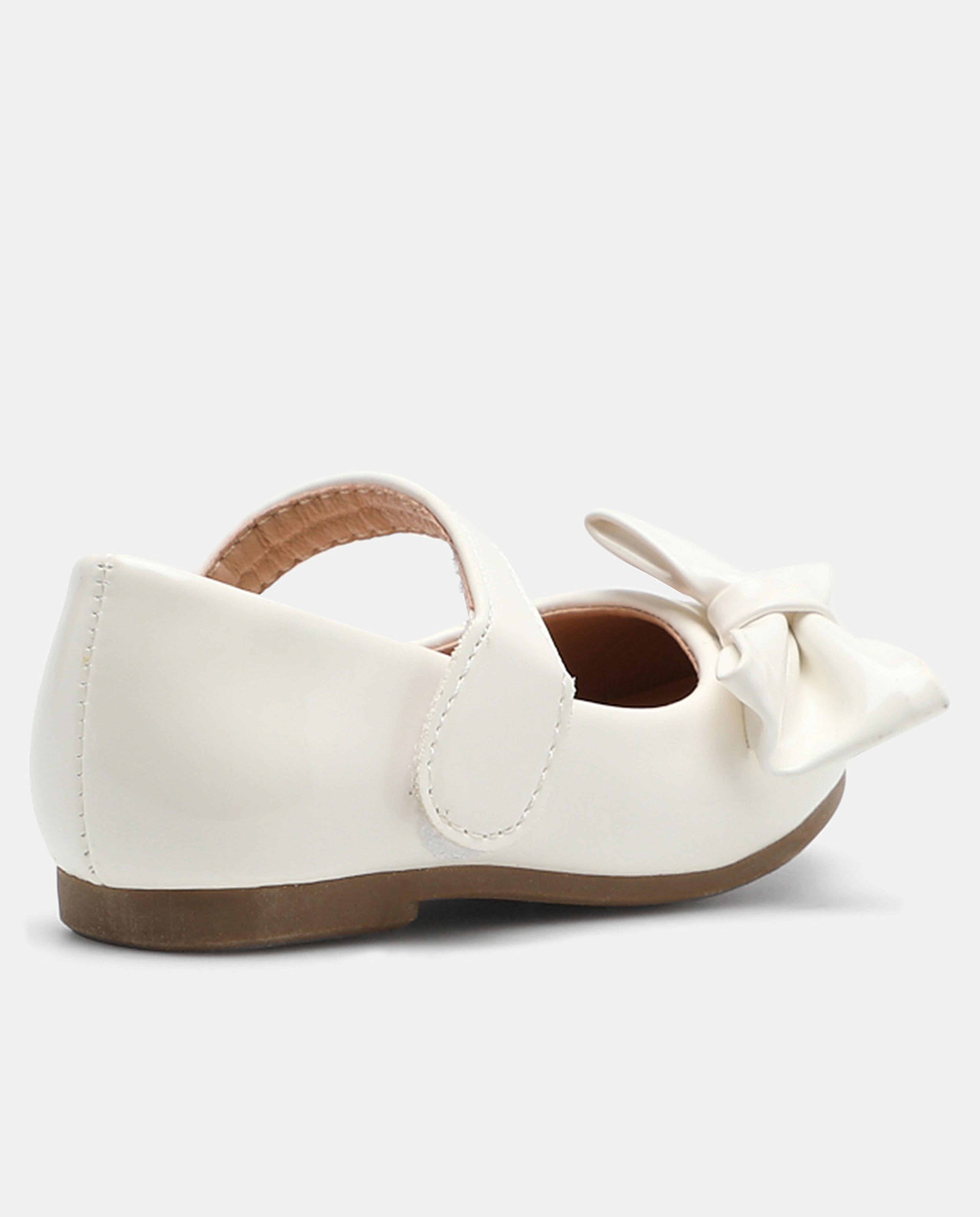 White Infant Girls Casual Shoe