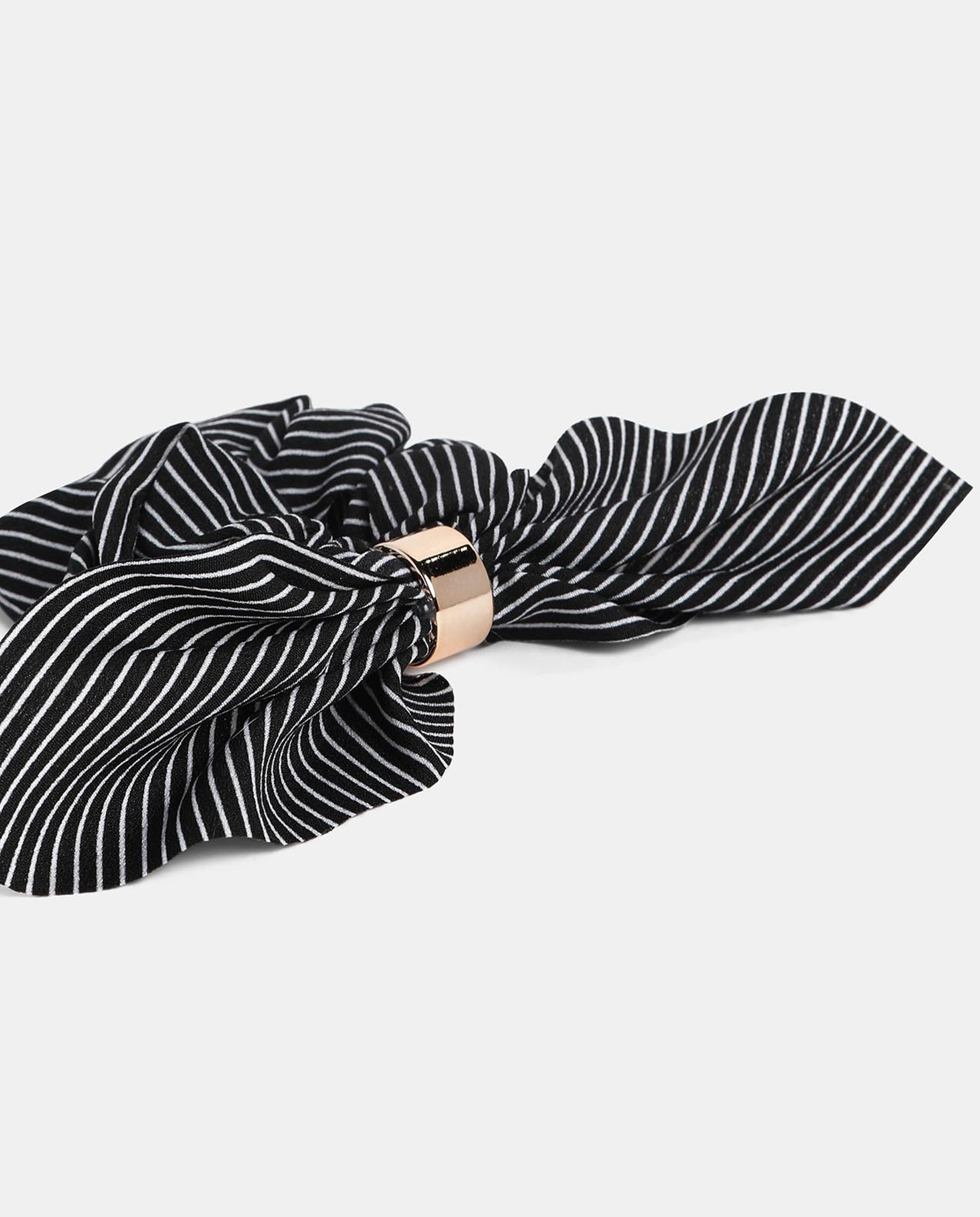 Black Pattern Hair Scrunch Rubber band