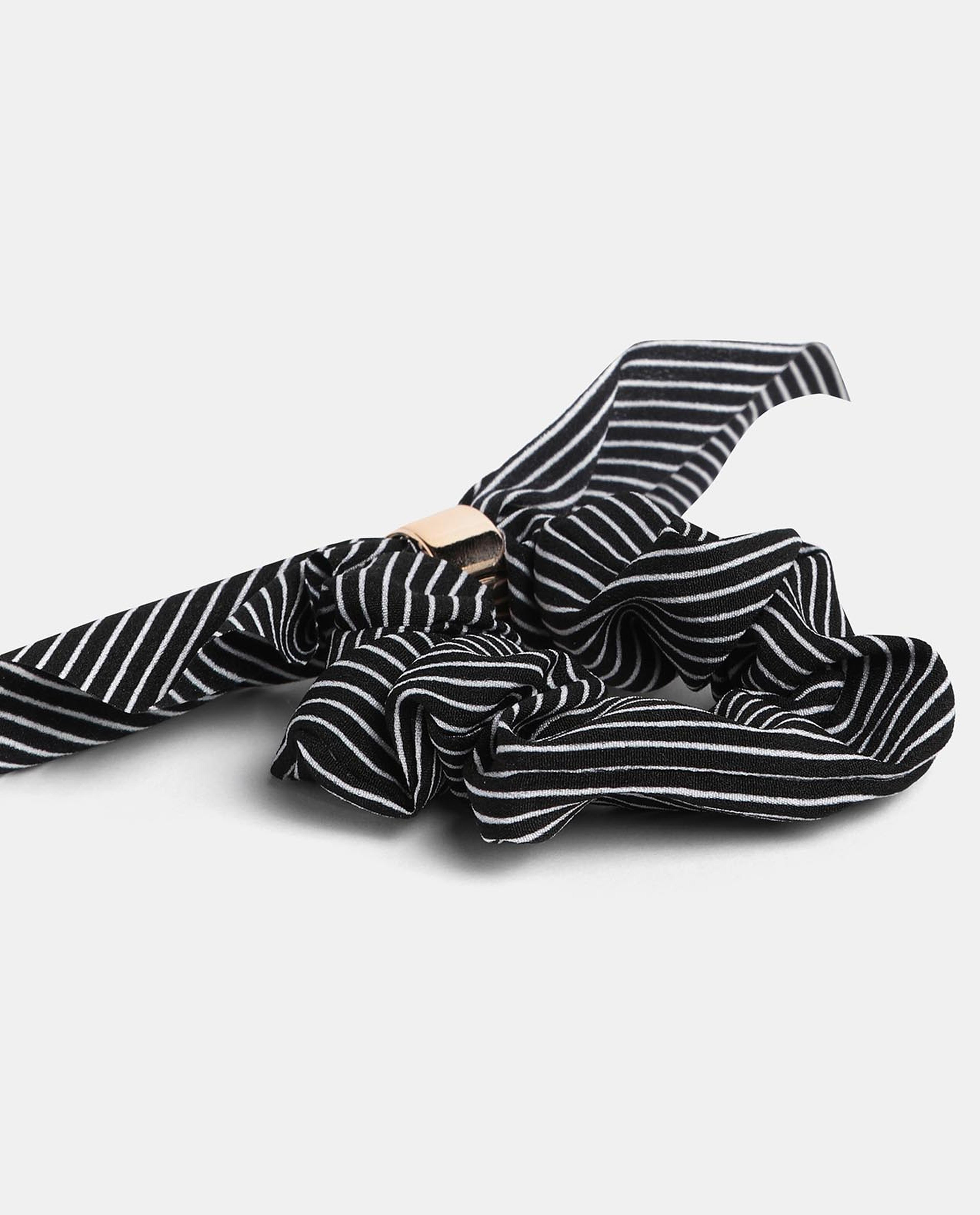 Black Pattern Hair Scrunch Rubber band