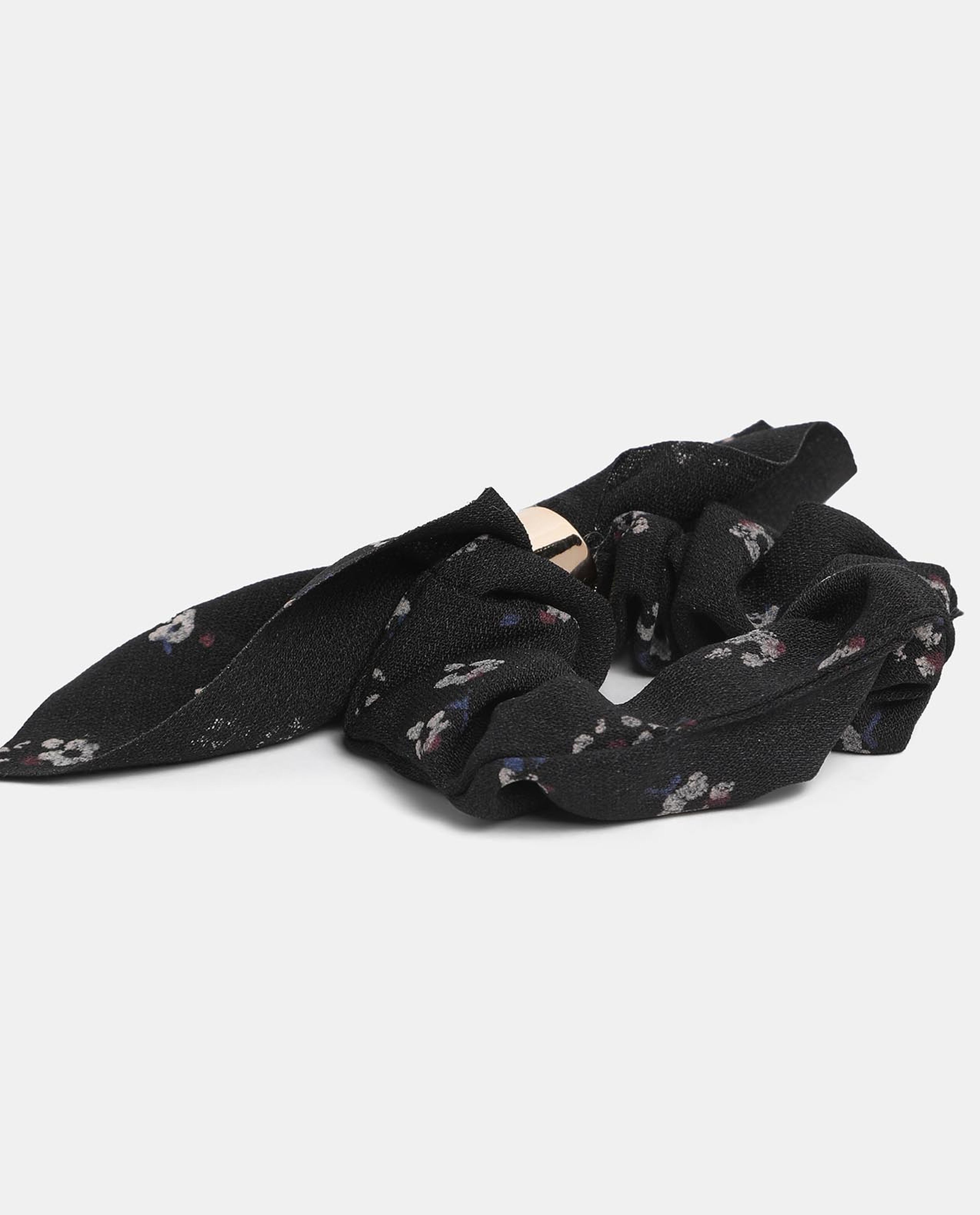 Black Pattern Hair Scrunch Rubber band