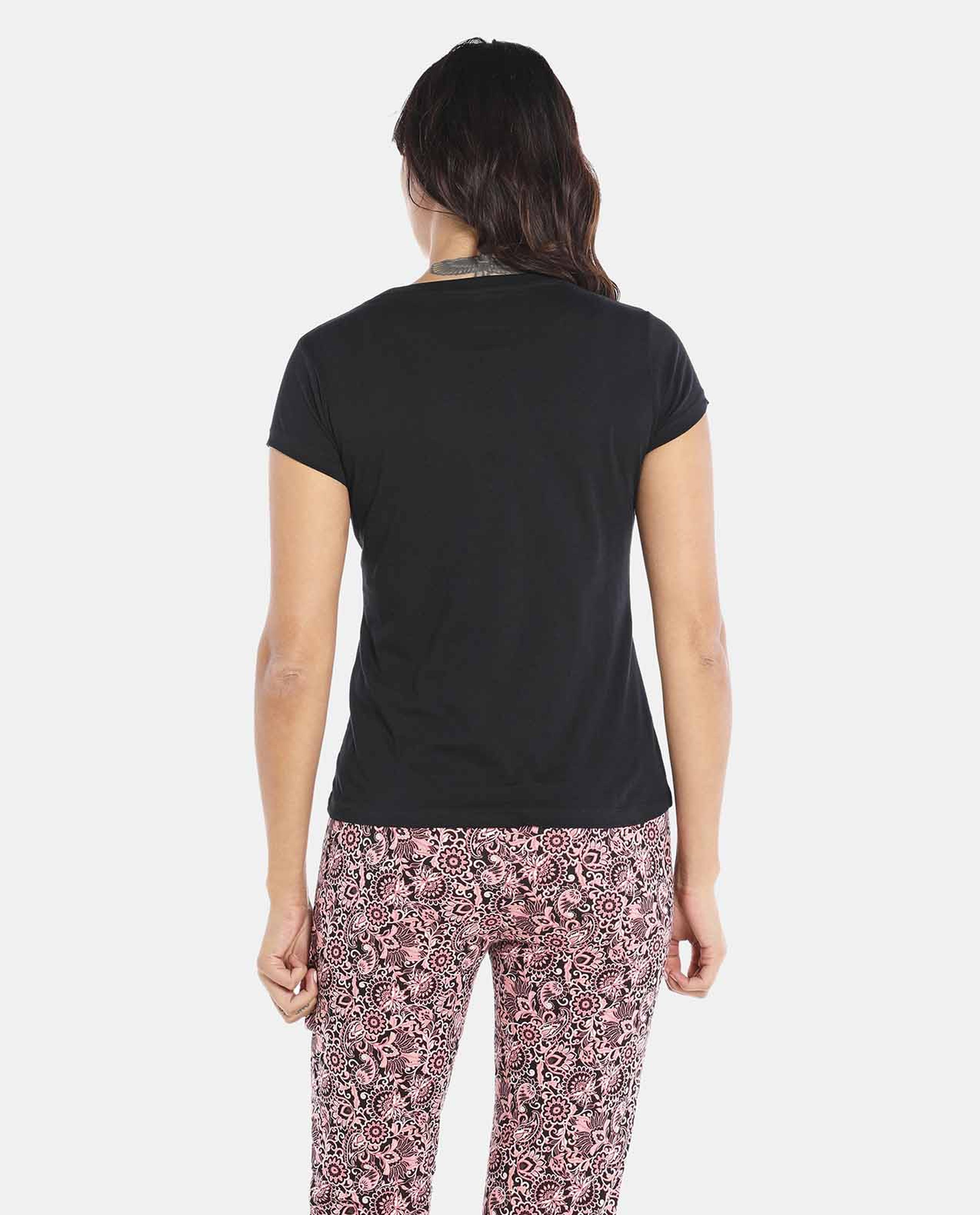 Black Round Neck Solid Tee