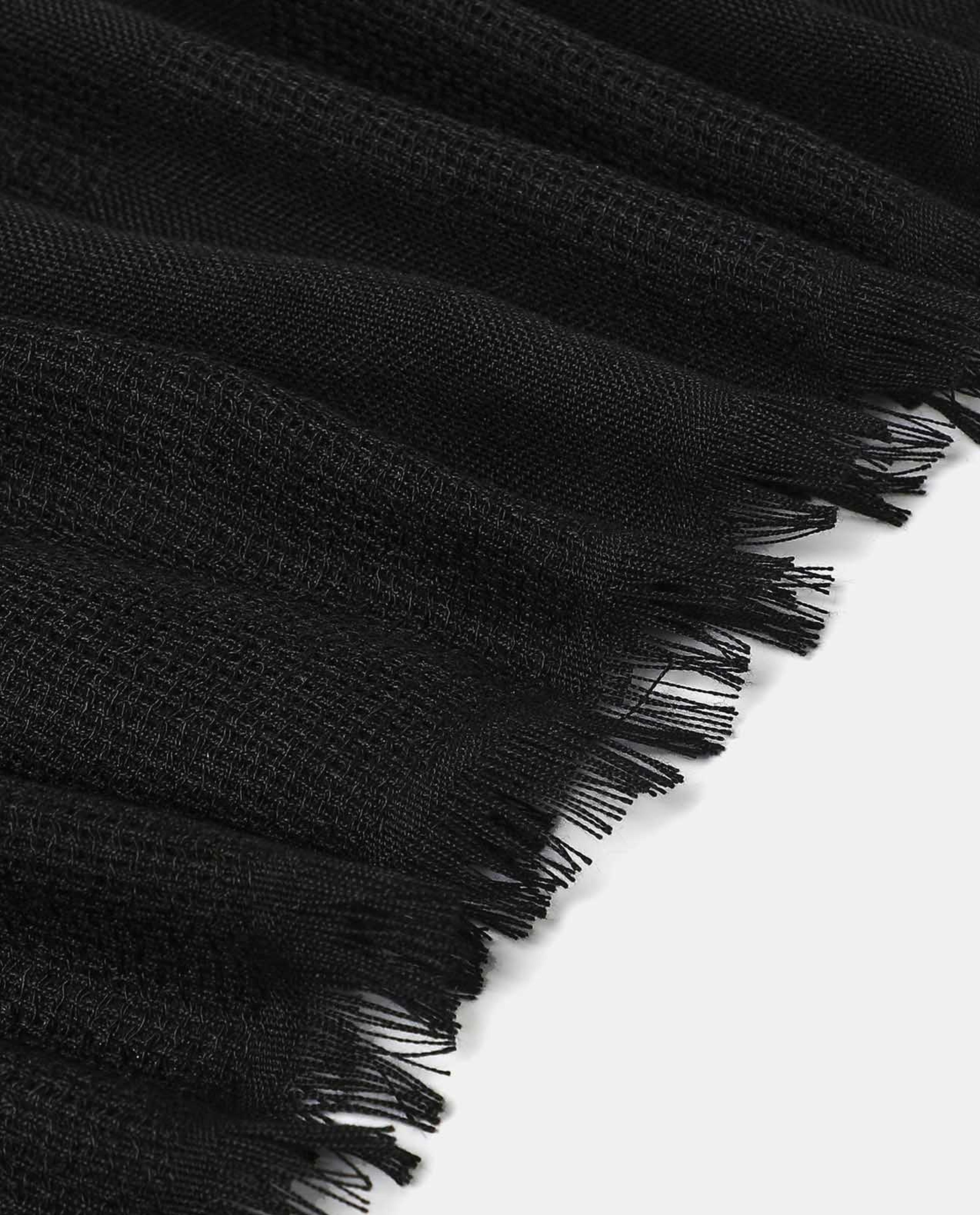 Solid Mesh Scarf