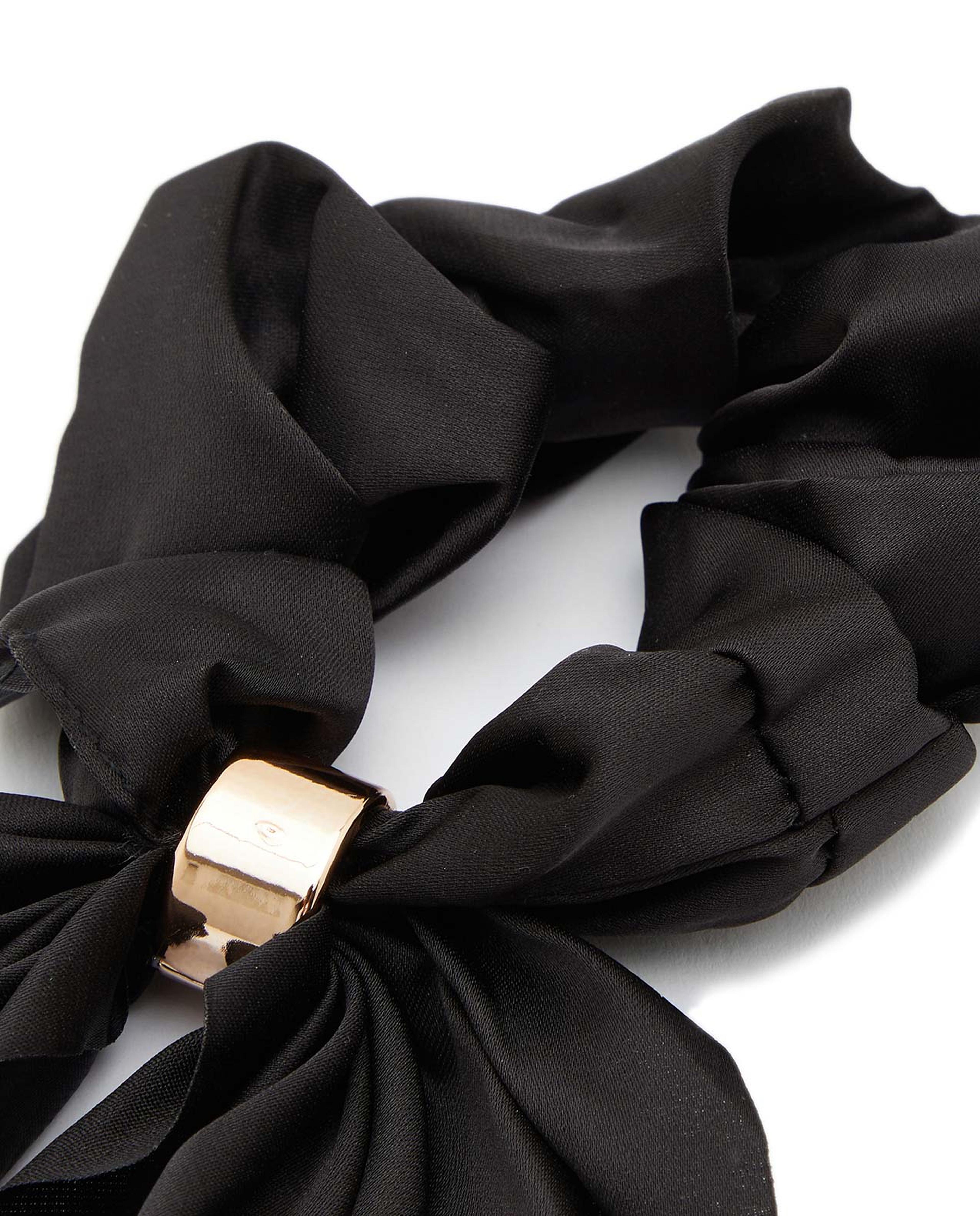 Solid Tail Scrunchie