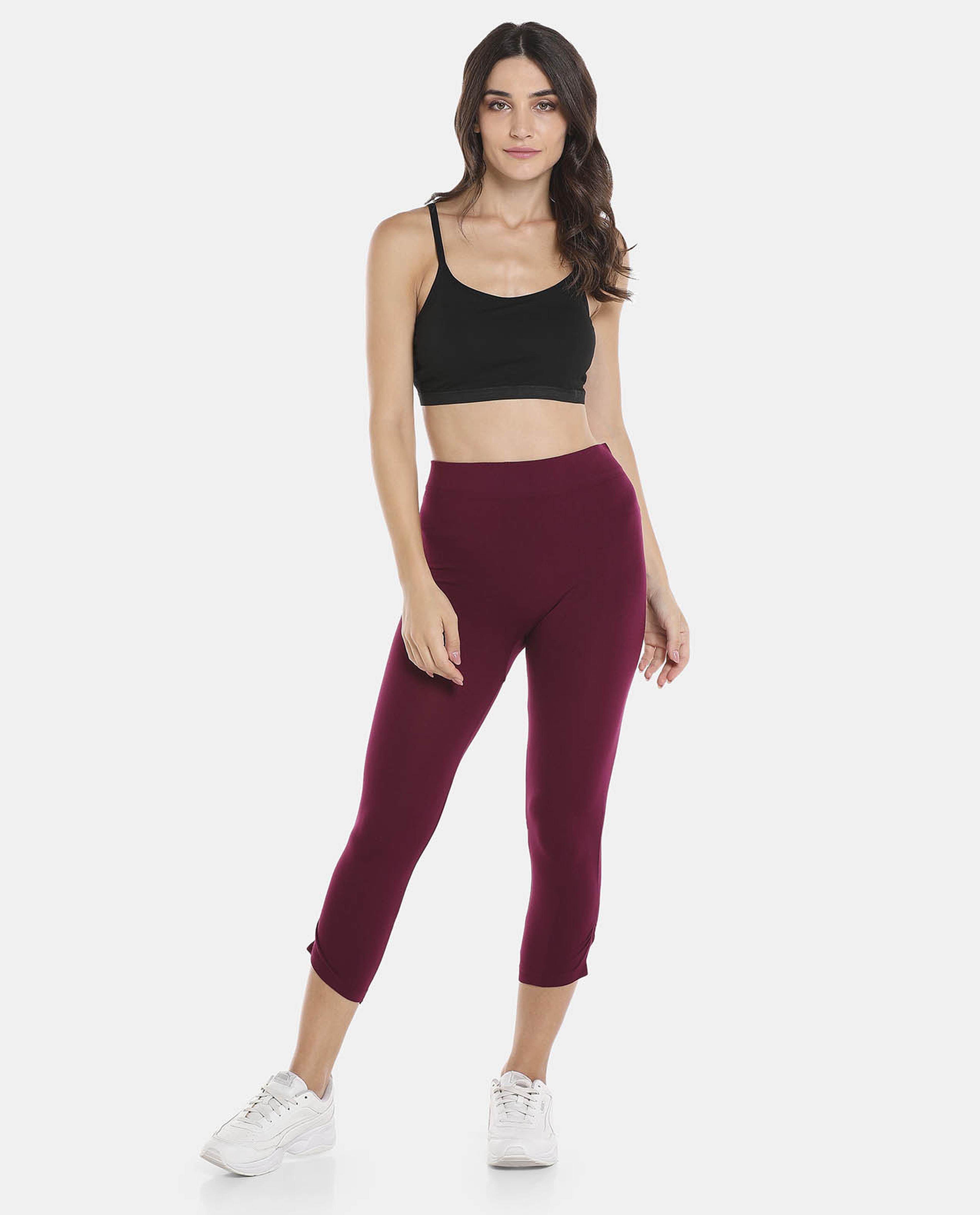 Solid Slim Fit Capri