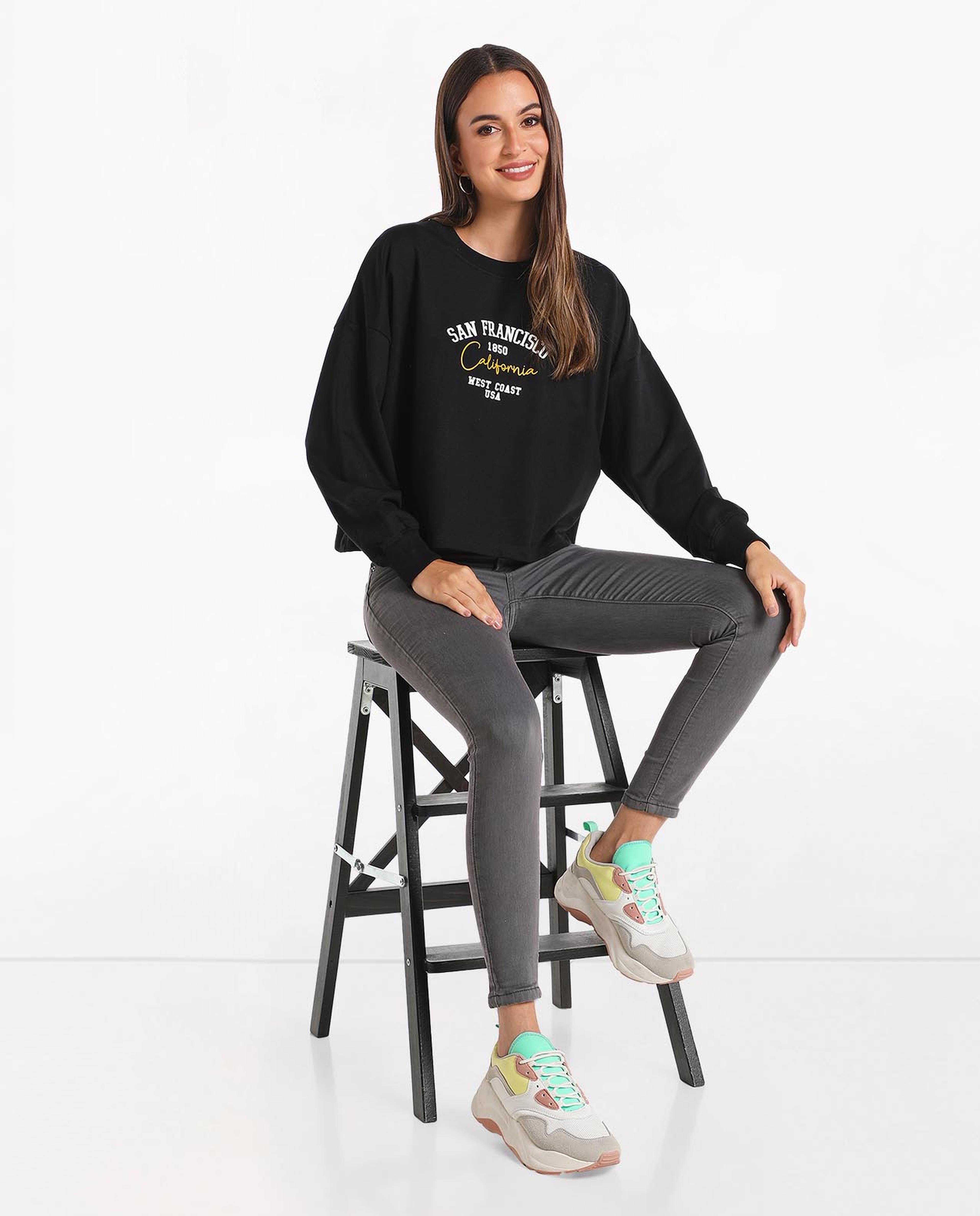 Printed Crop Sweat Top With Crew Neck And Short Sleeves