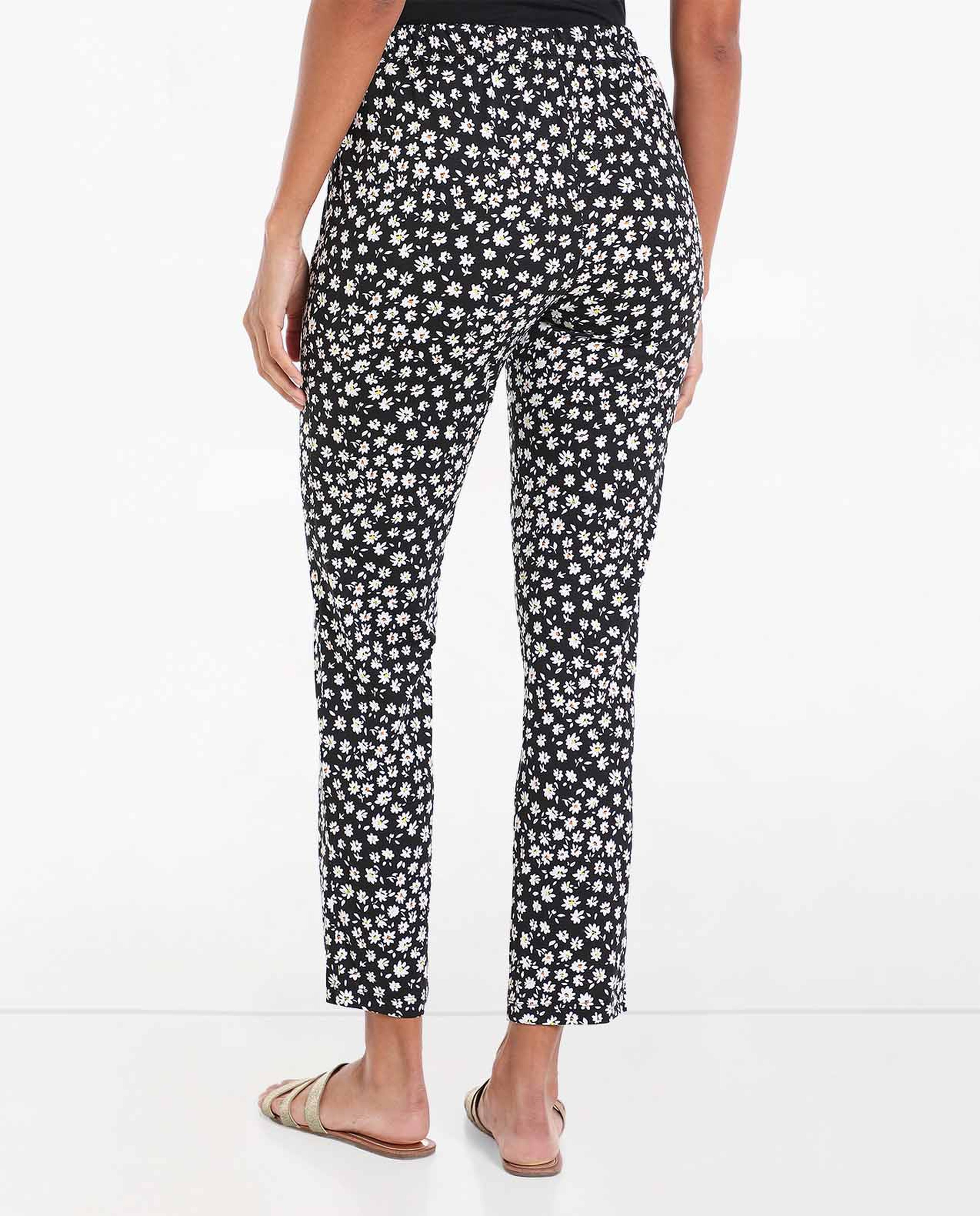 Floral Printed Mid-Rise Lounge Pants with Drawstring Closure