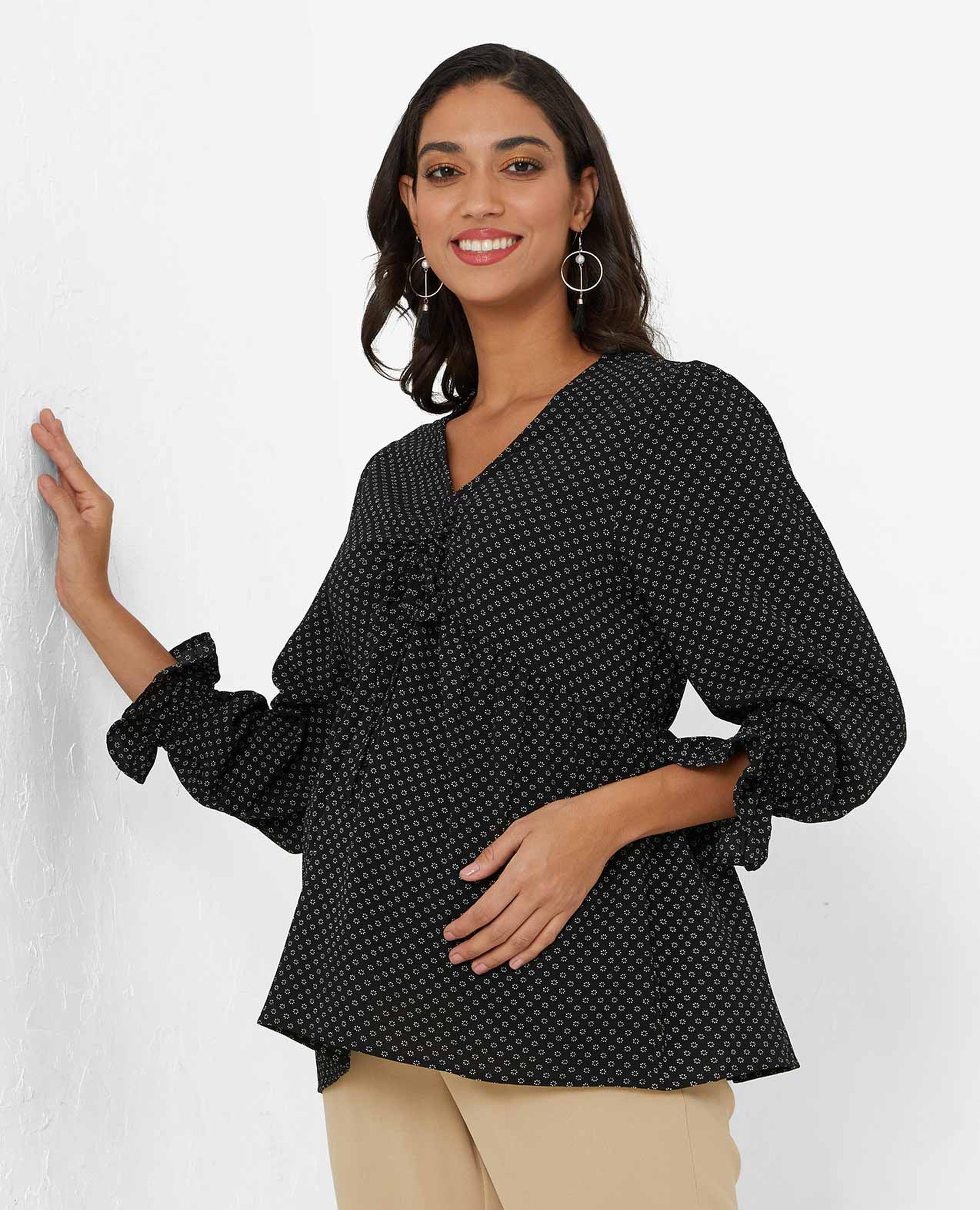 Printed Top with V-Neck and 3/4th Sleeves