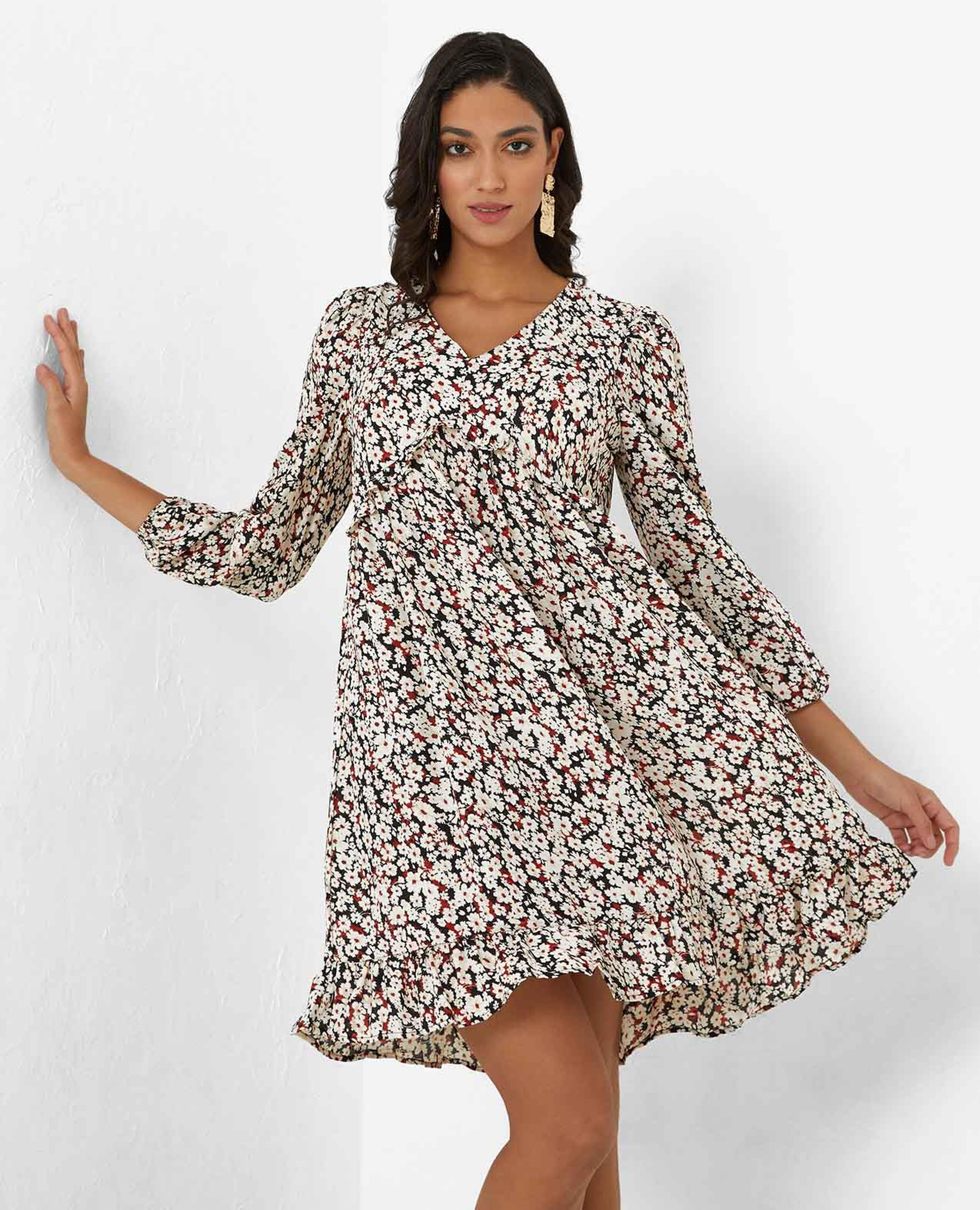 Floral Printed Mini Dress with V-Neck and 3/4th Sleeves