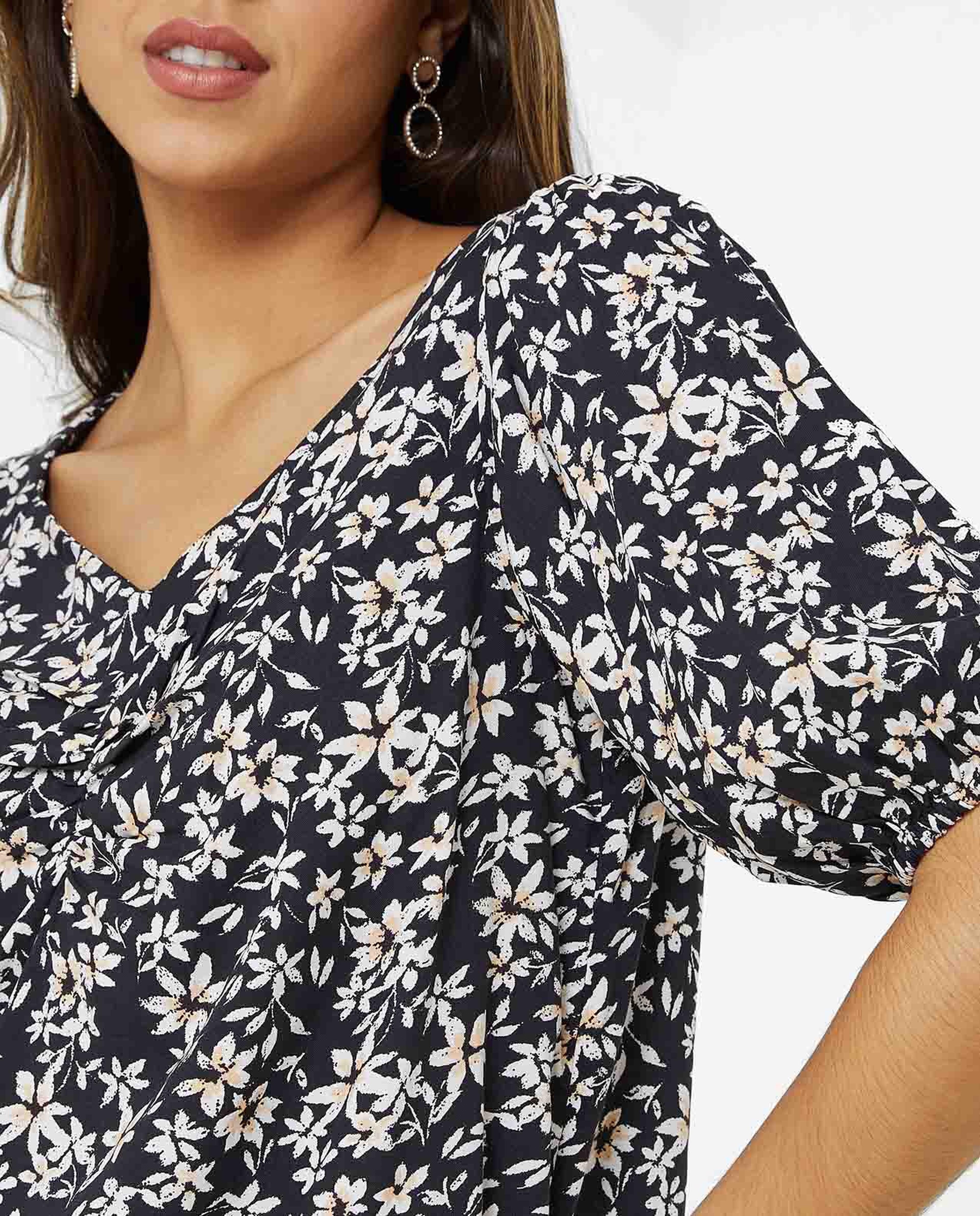 Printed Top with V-Neck and Elbow Length Sleeves