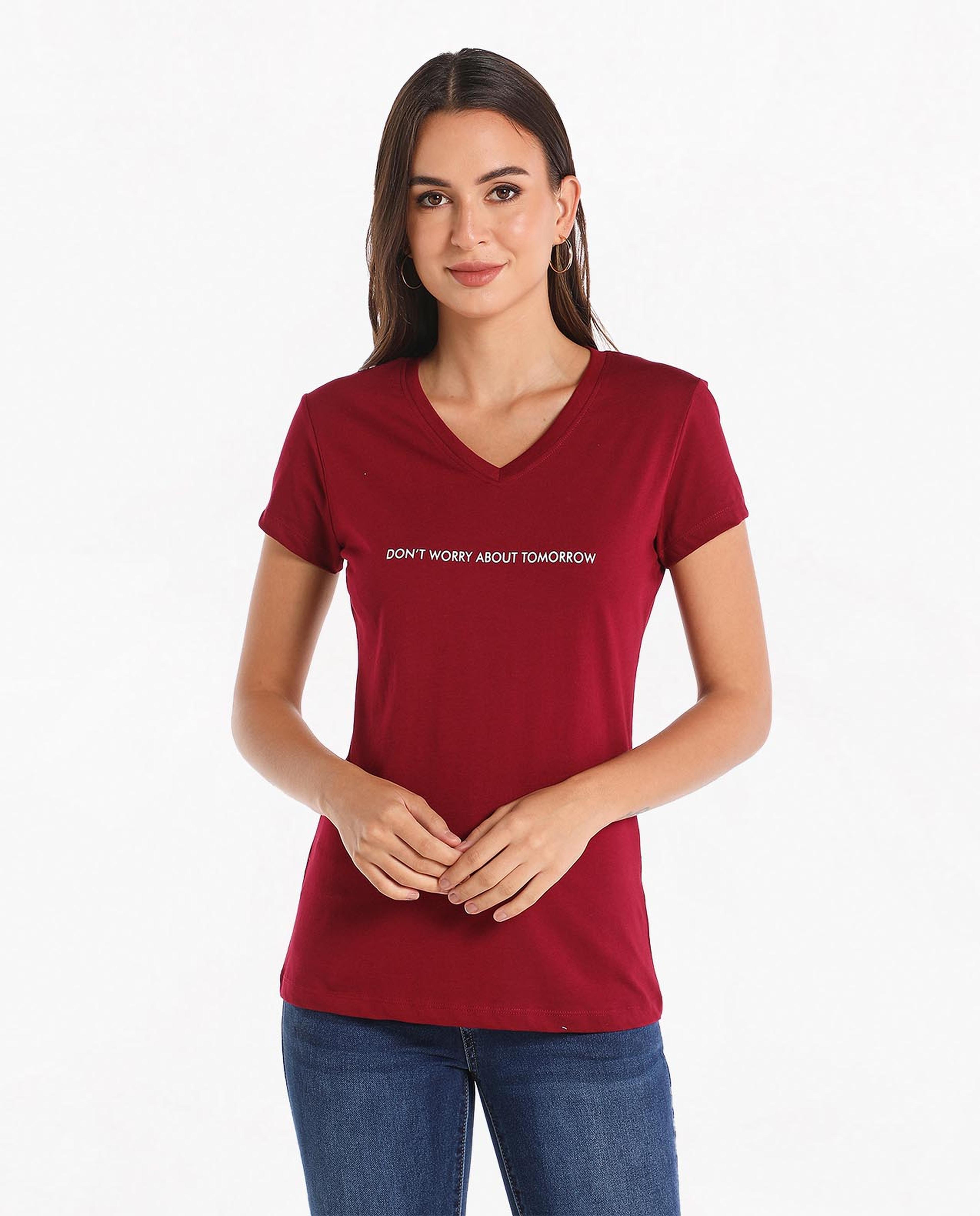 Graphic Printed Casual T-Shirt With Short Sleeves And V-Neck