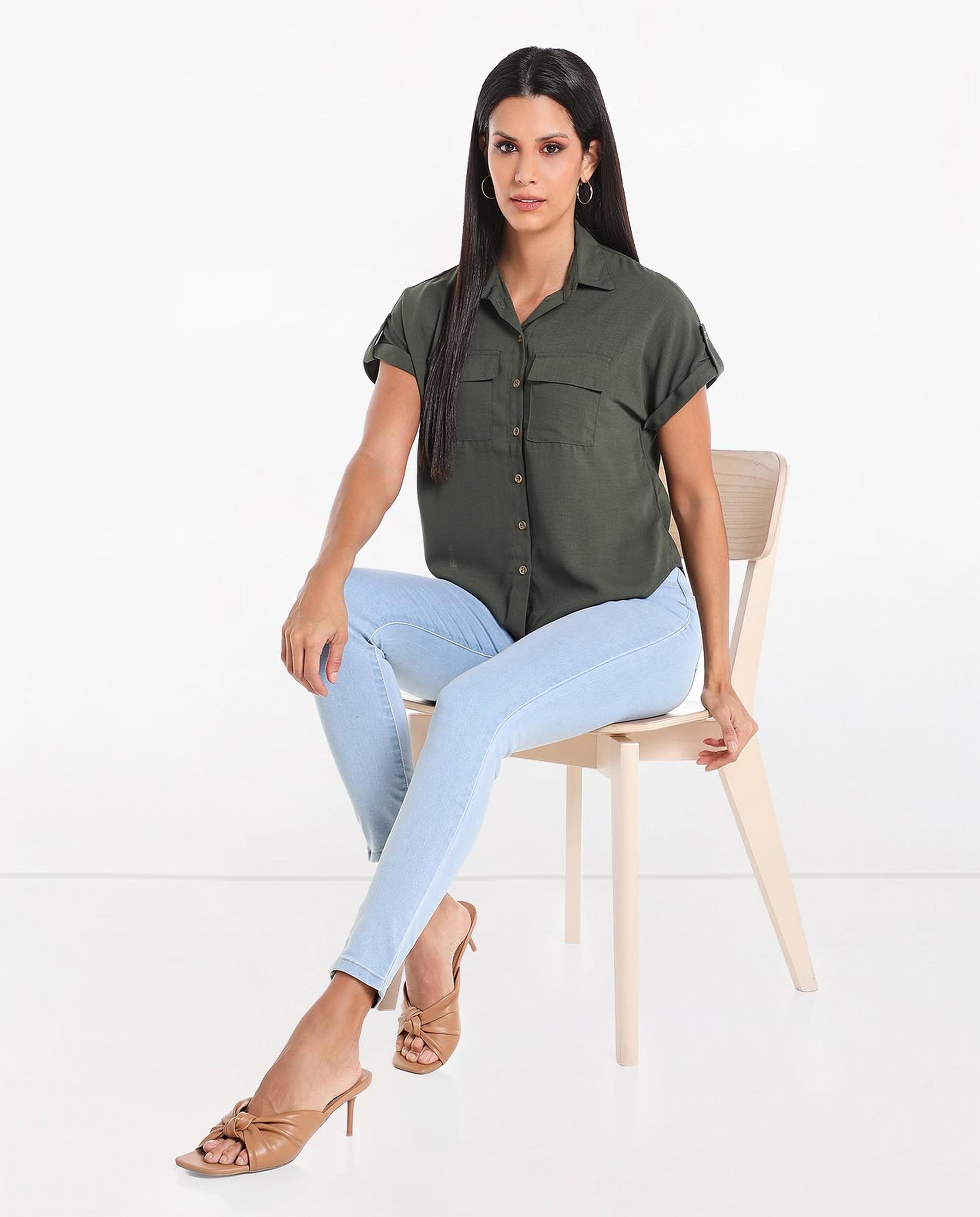 Solid Casual Shirt with Spread Collar and Short Sleeves