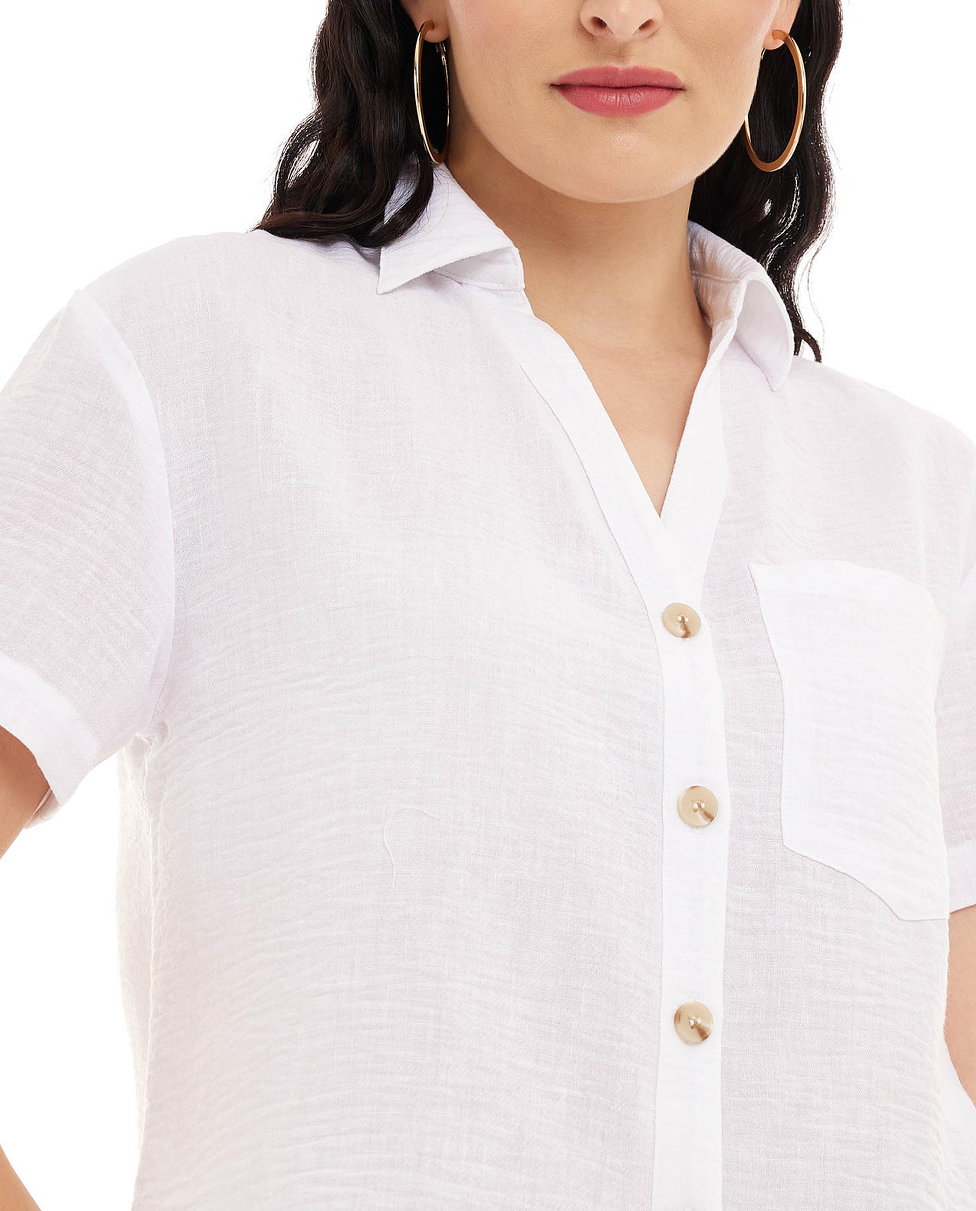 Solid Crop Shirt with Classic Collar and Short Sleeves