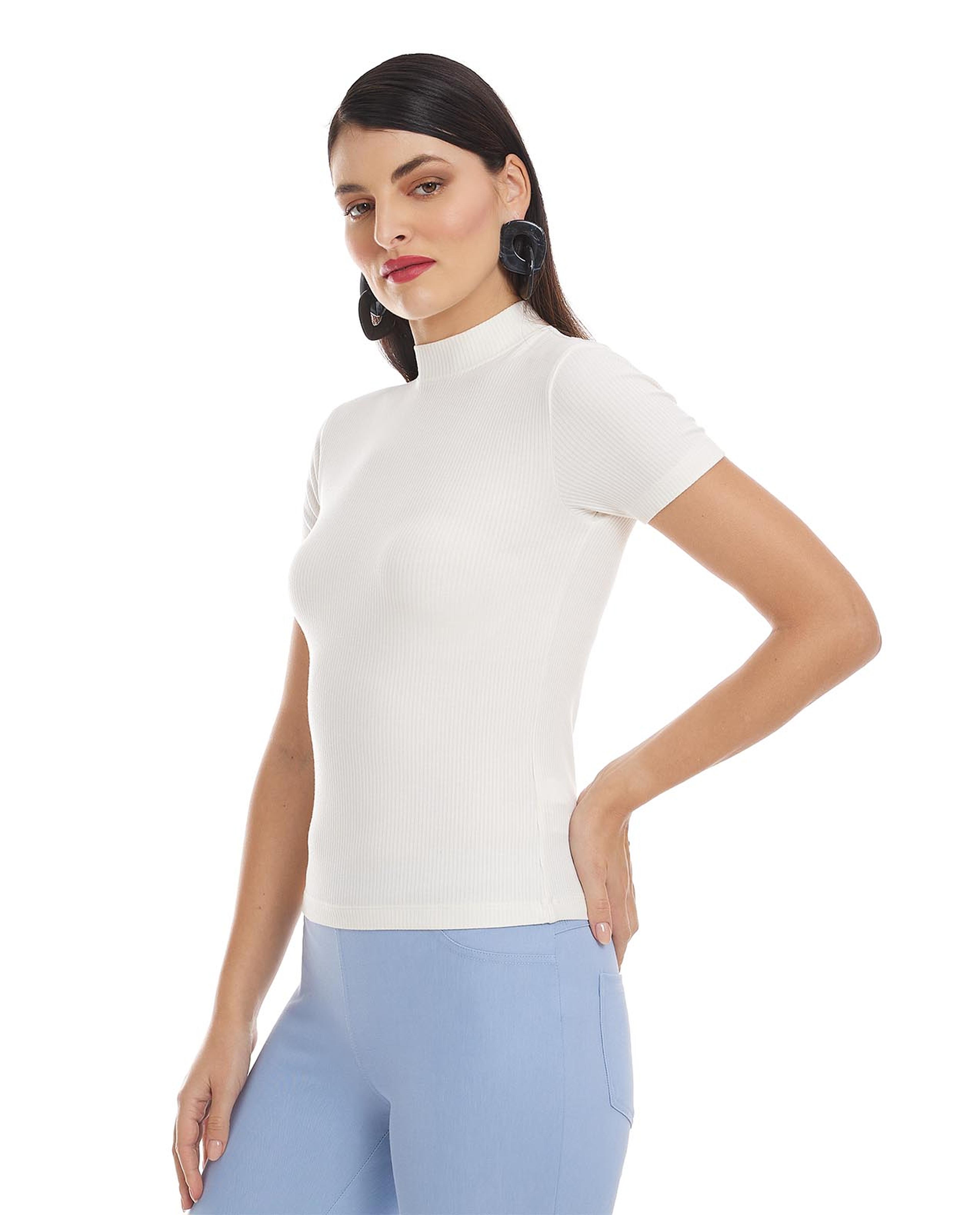 Basic mock store neck top