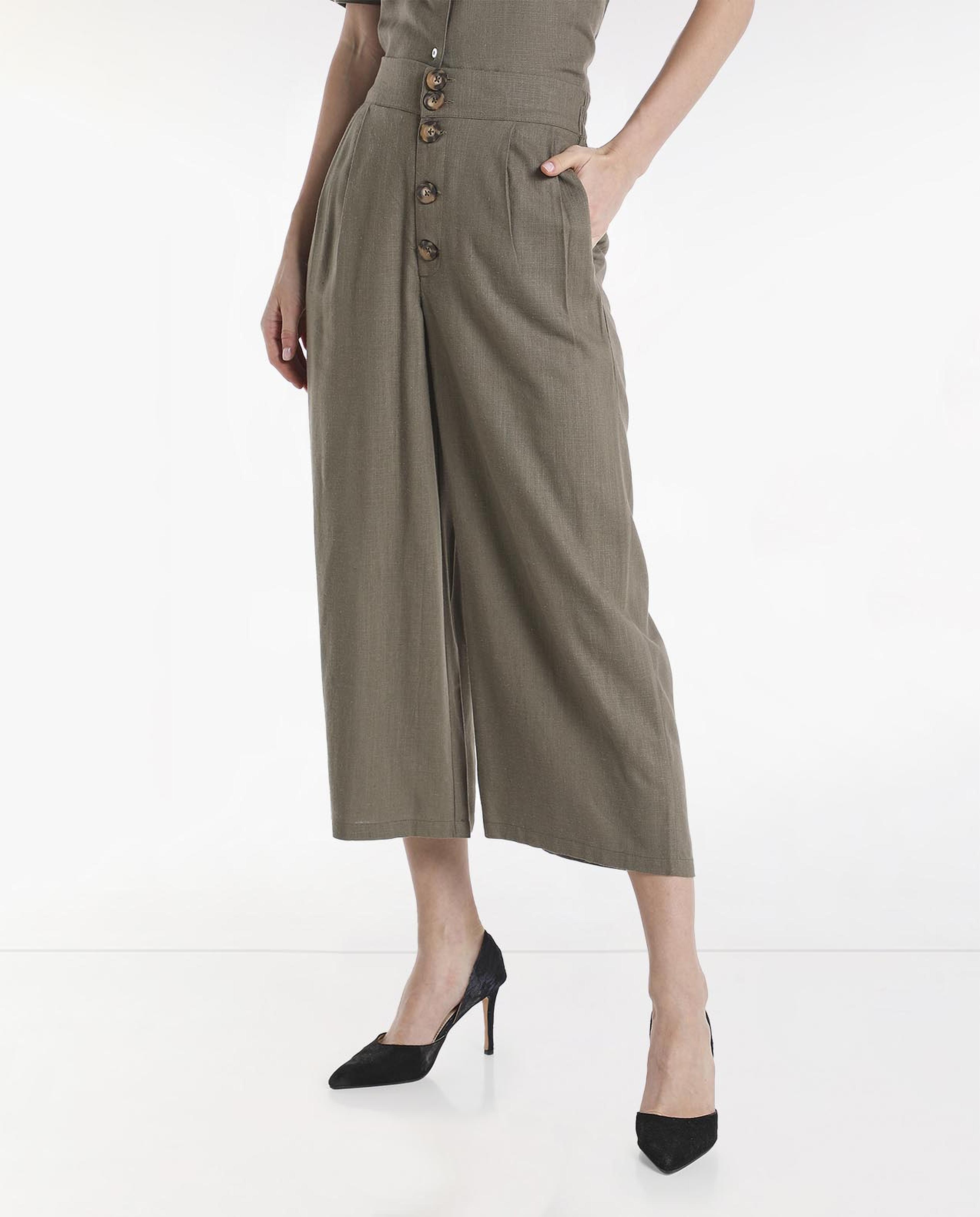 Solid Woven Wide Leg Trousers With Button Closure
