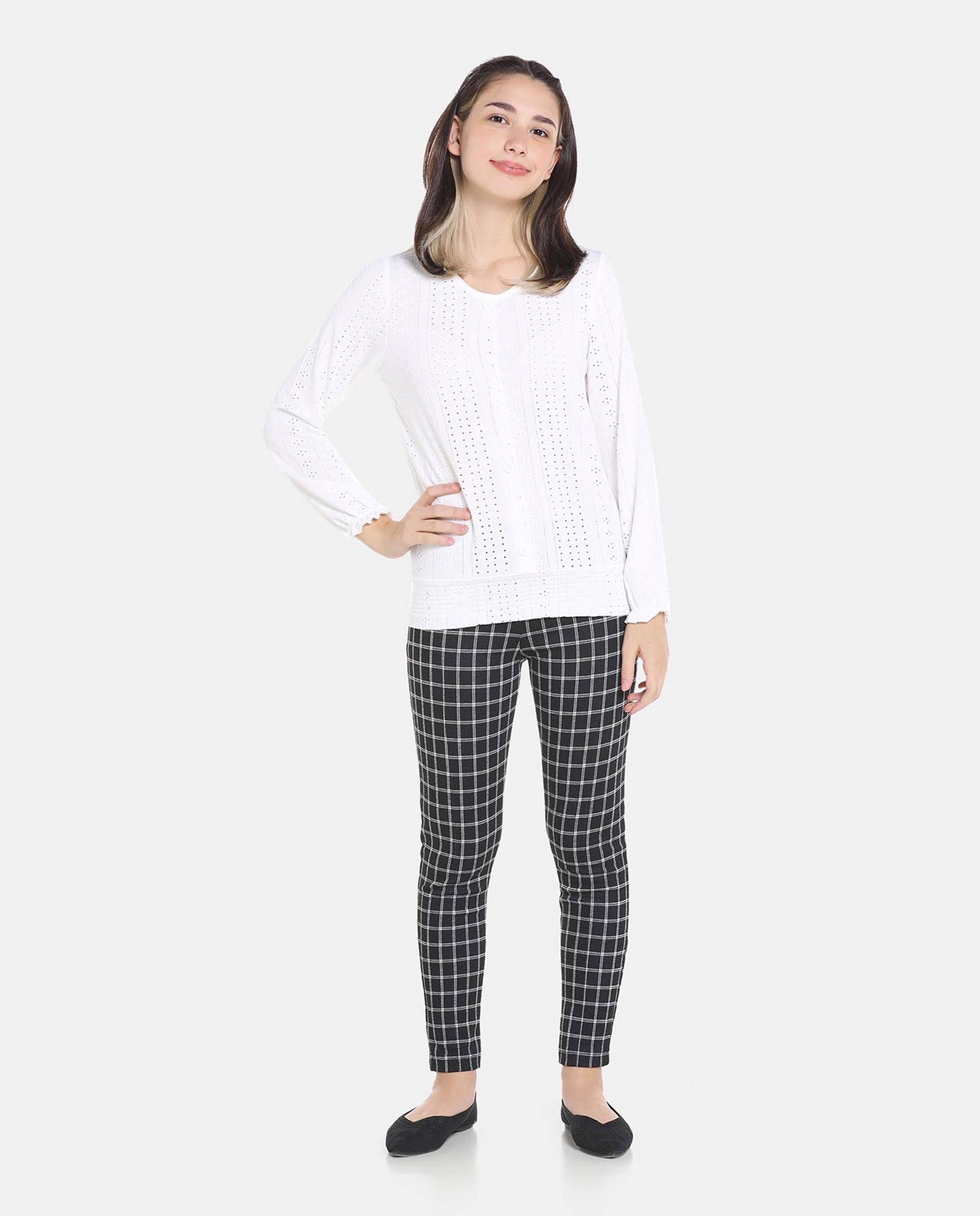 White Knitted Fashion Top