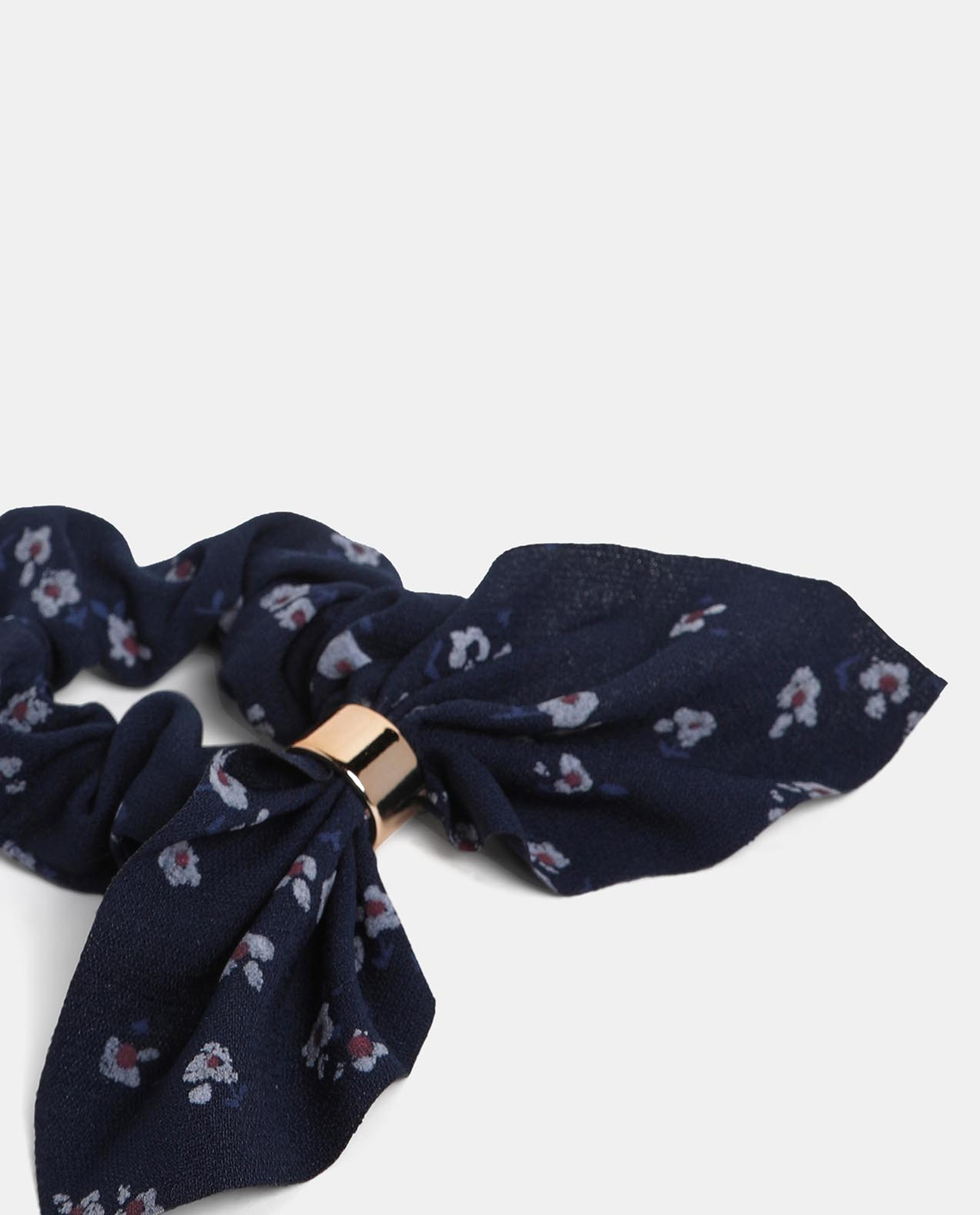 Navy Pattern Hair Scrunch Rubber band
