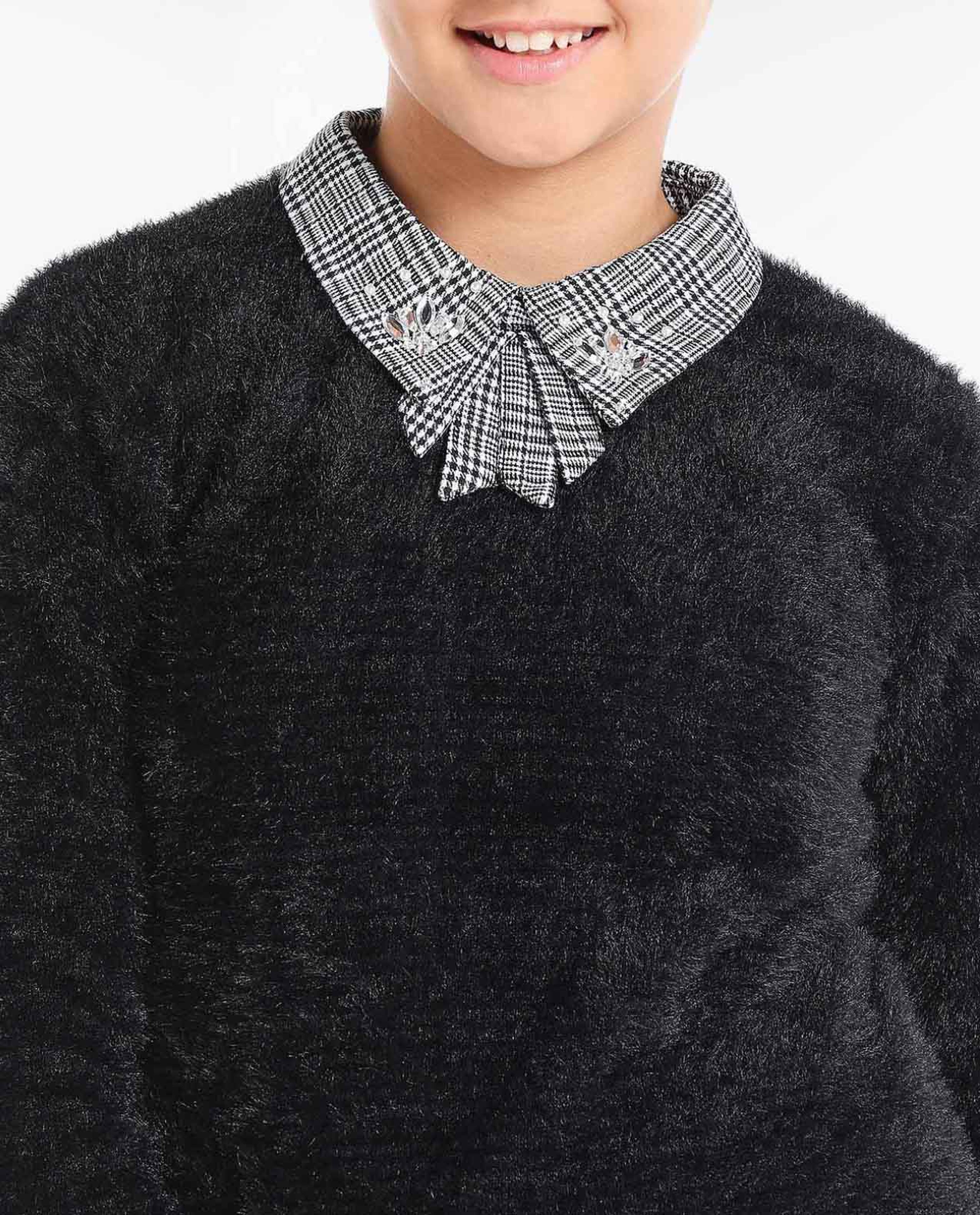 Embellished Collar Sweatshirt with Long Sleeves