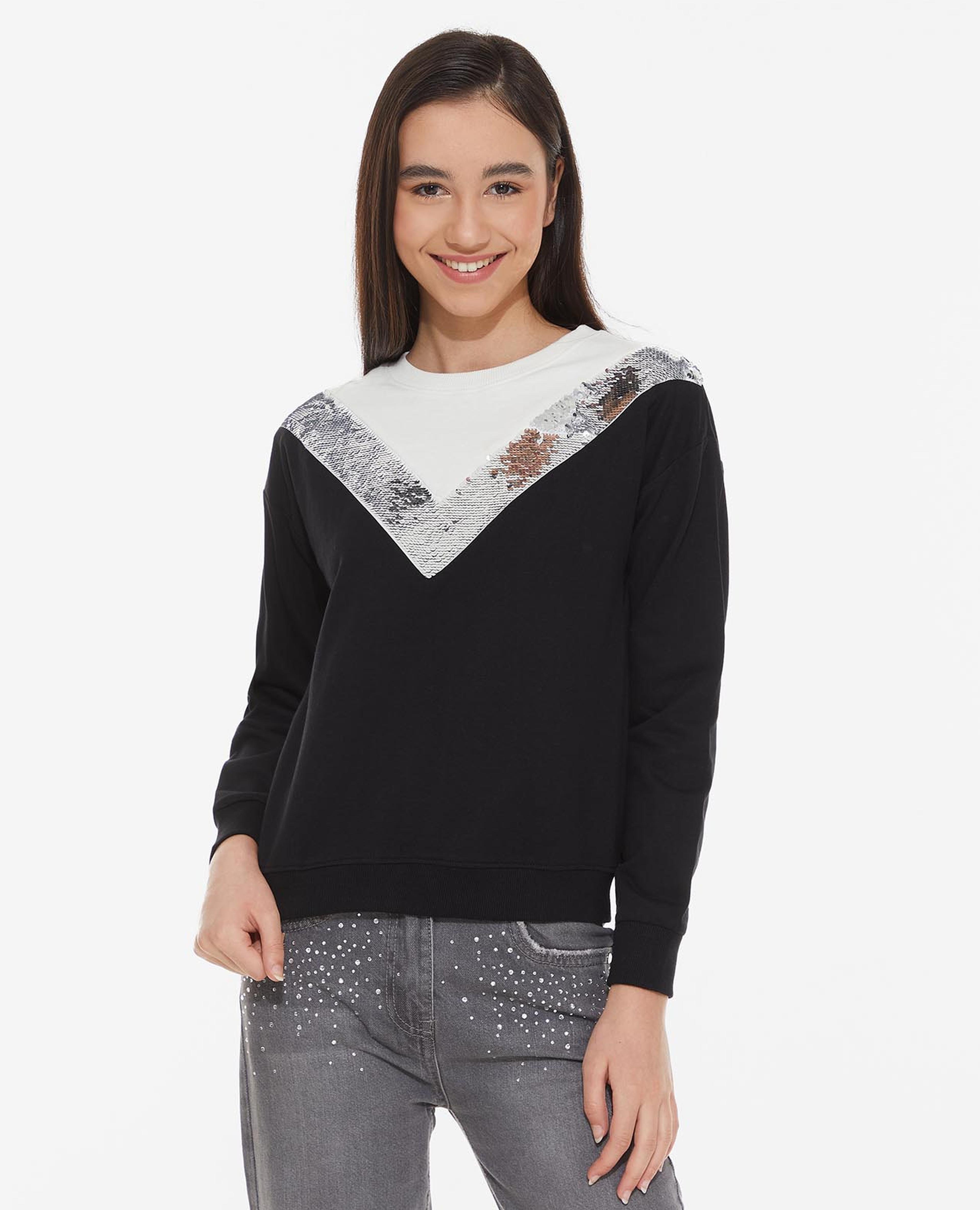Sequins Embellished Sweatshirt with Long Sleeves