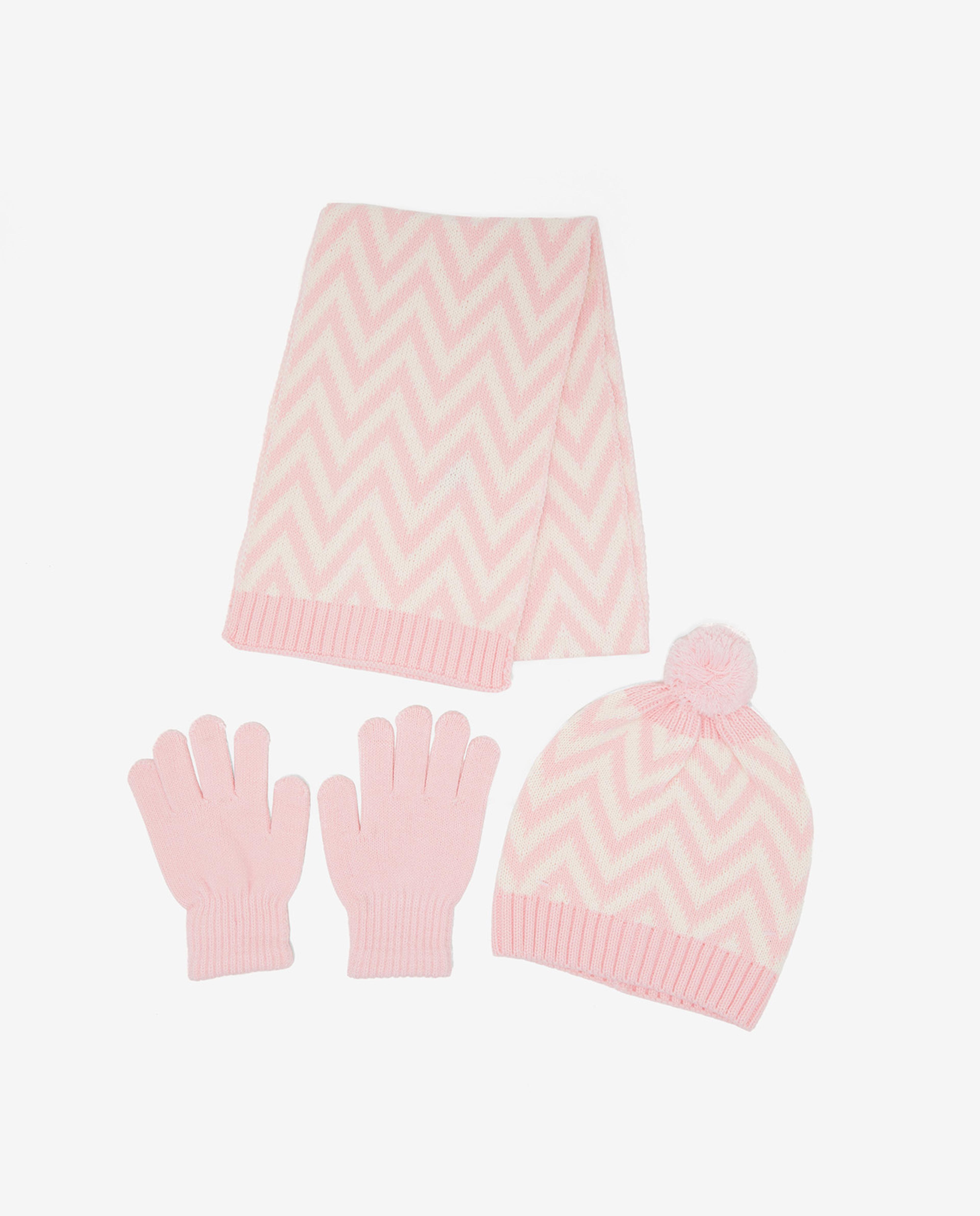 Chevron Patterned Set of Scarf, Cap and Gloves