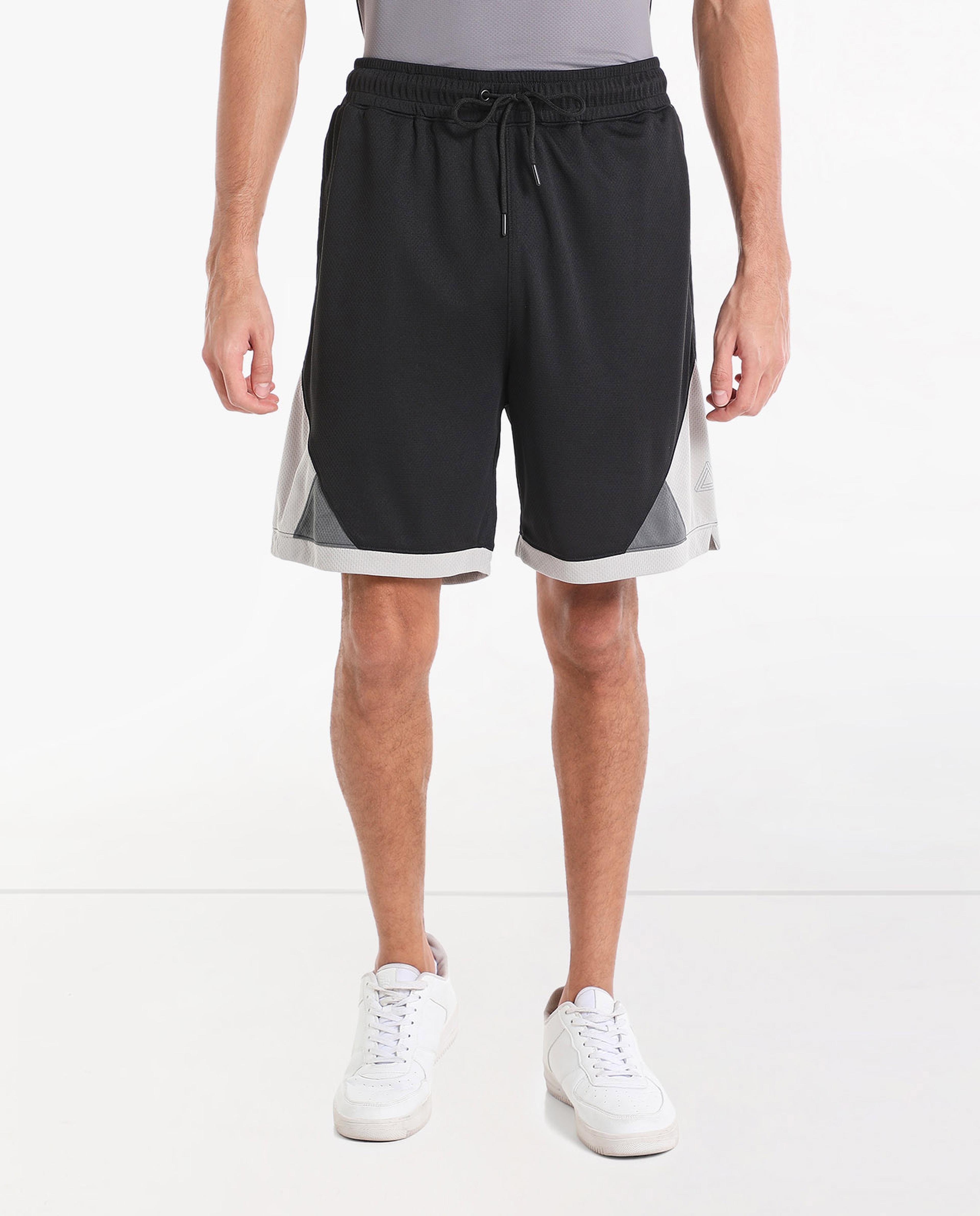 Colour-Blocked Mid-Rise Active Knitted Shorts With Drawstring Closure