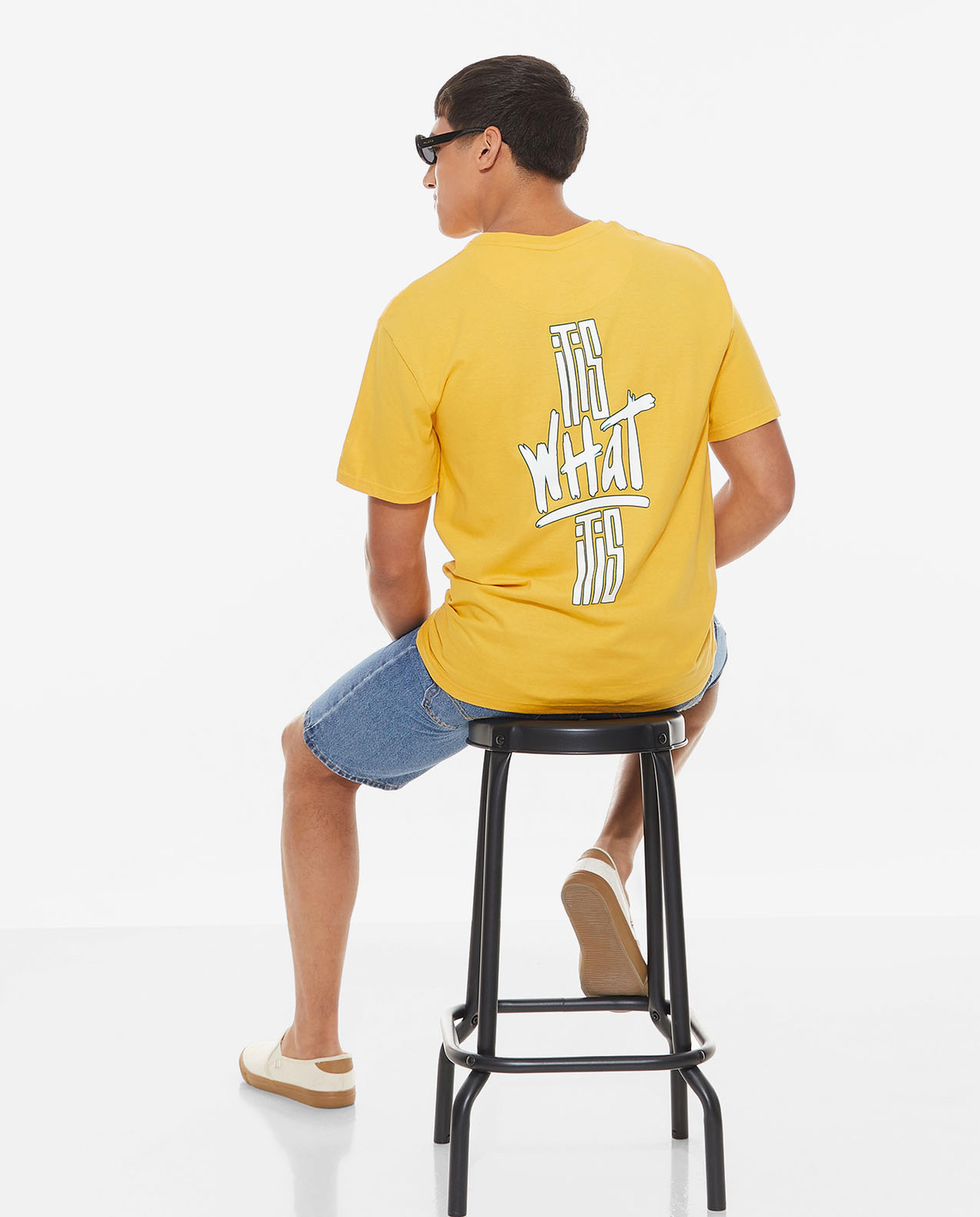 Placement Printed T-Shirt with Crew Neck and Short Sleeves