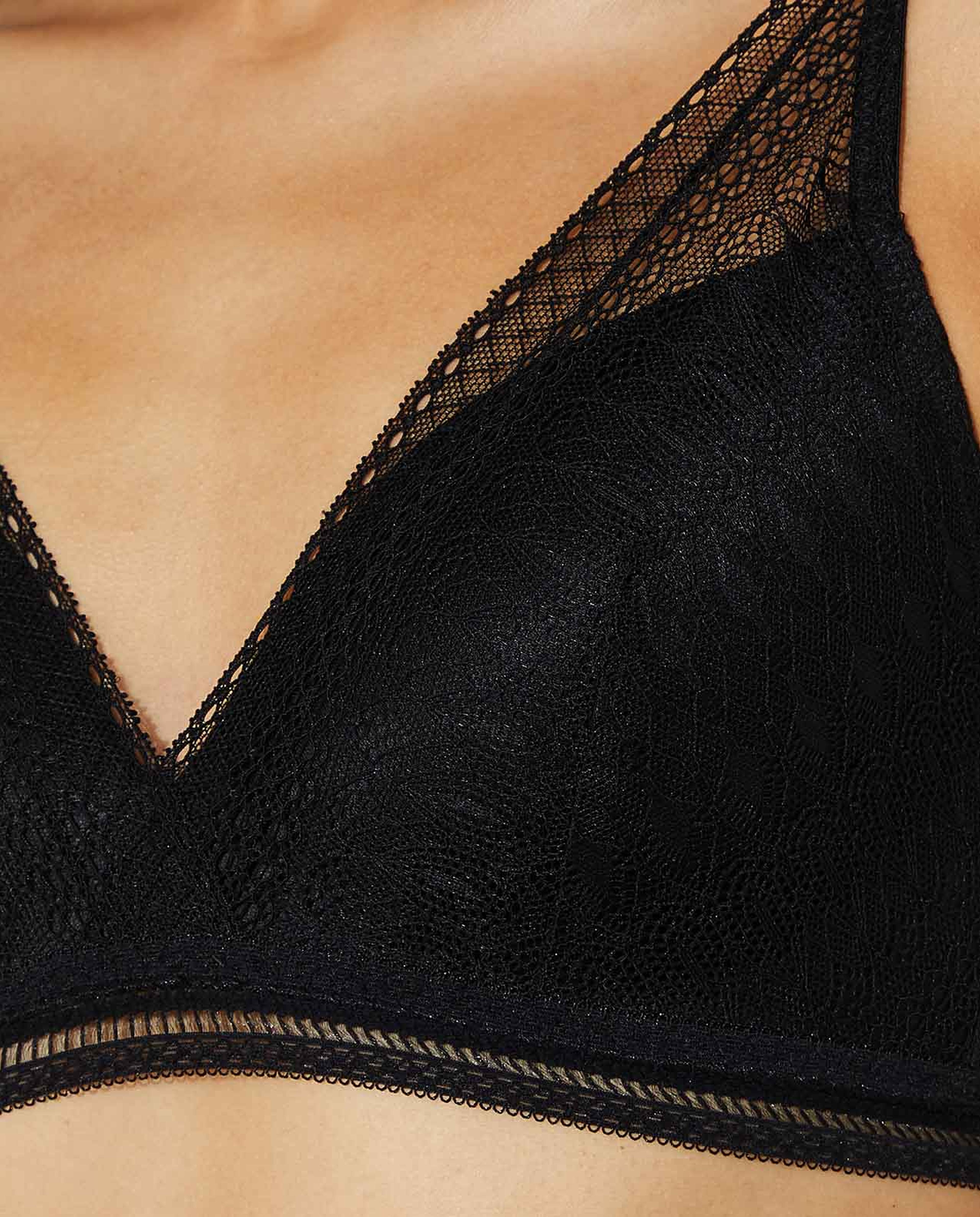 Full Lace Plunge Bra