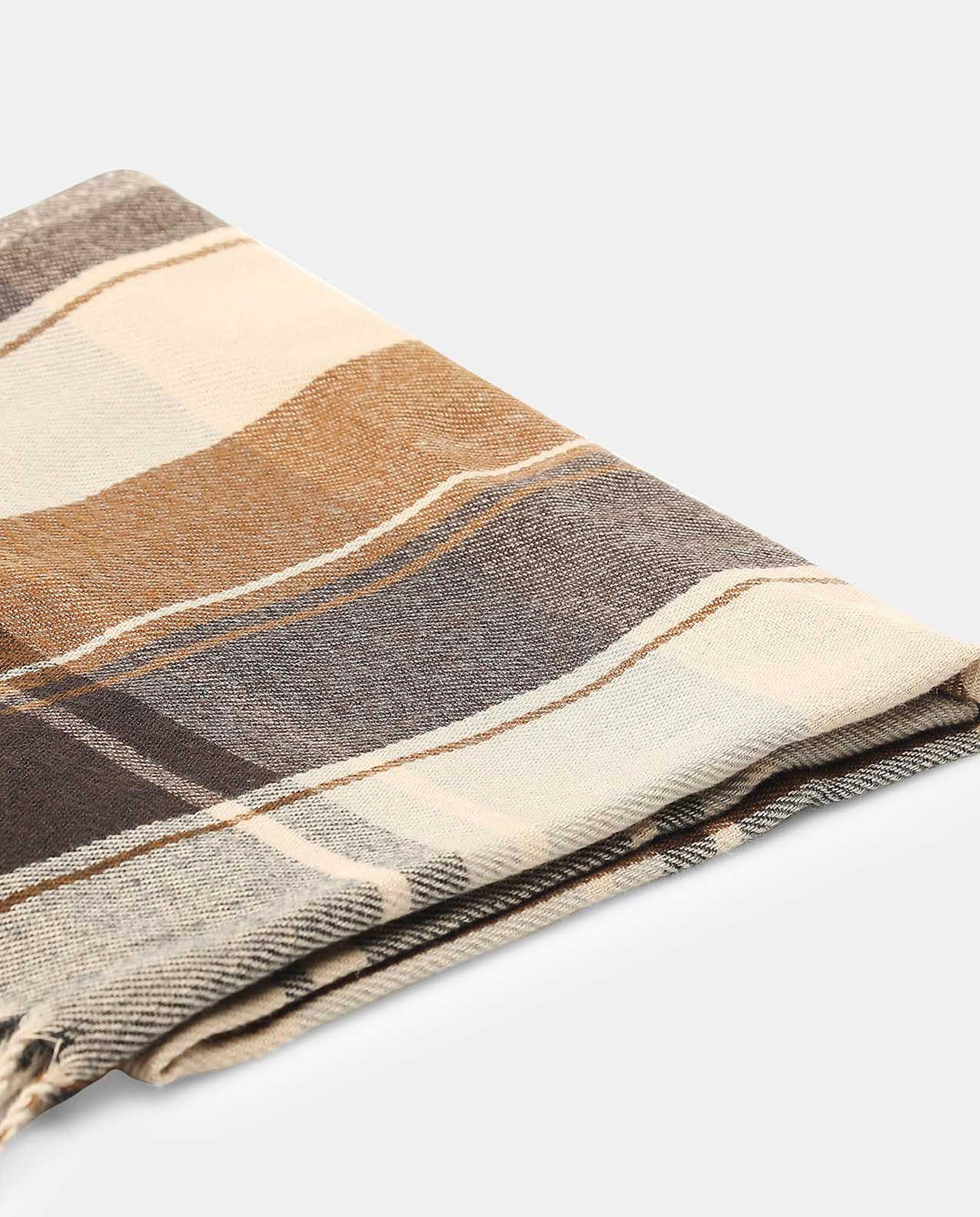 Checked Patterned Scarf