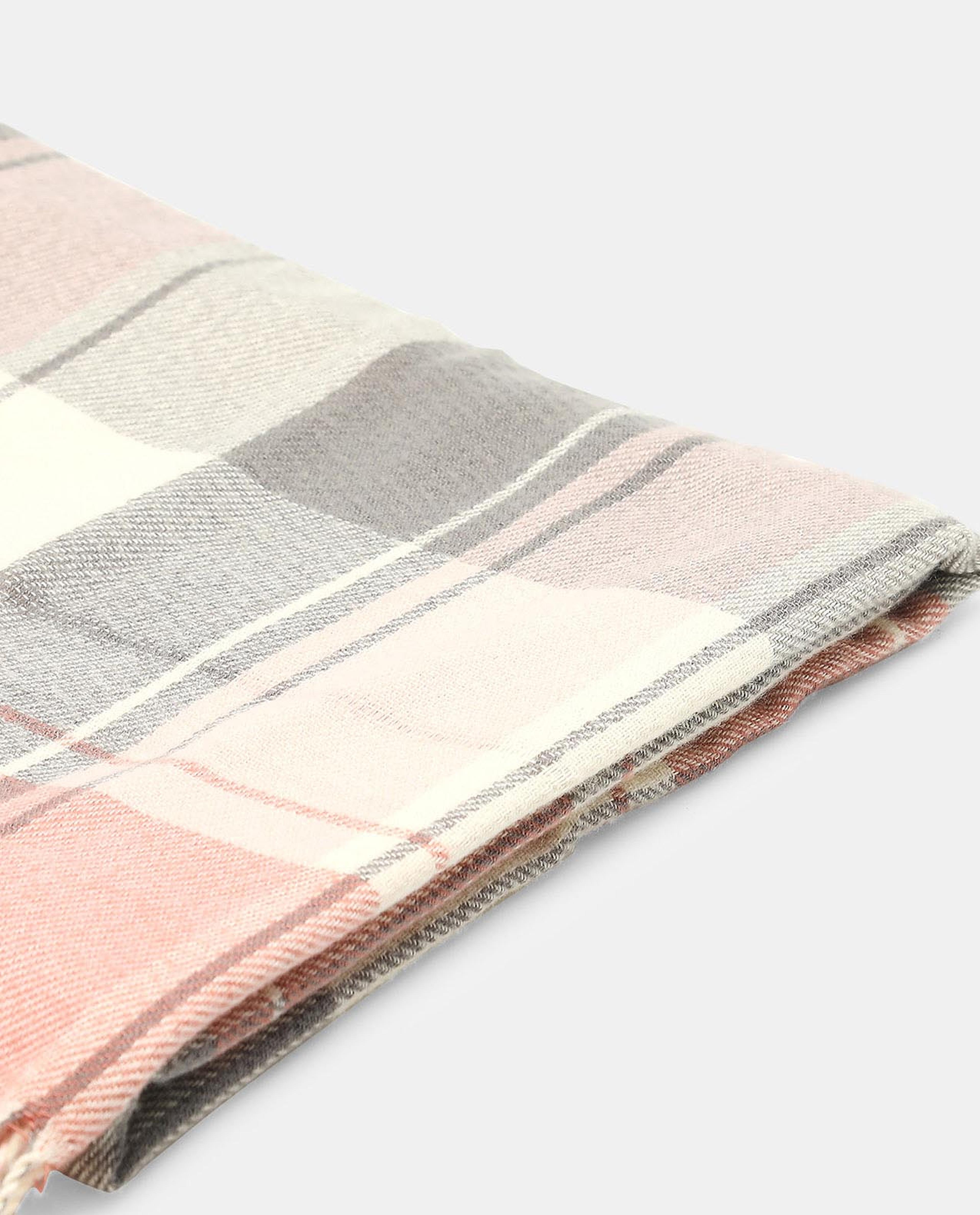 Checked Patterned Scarf