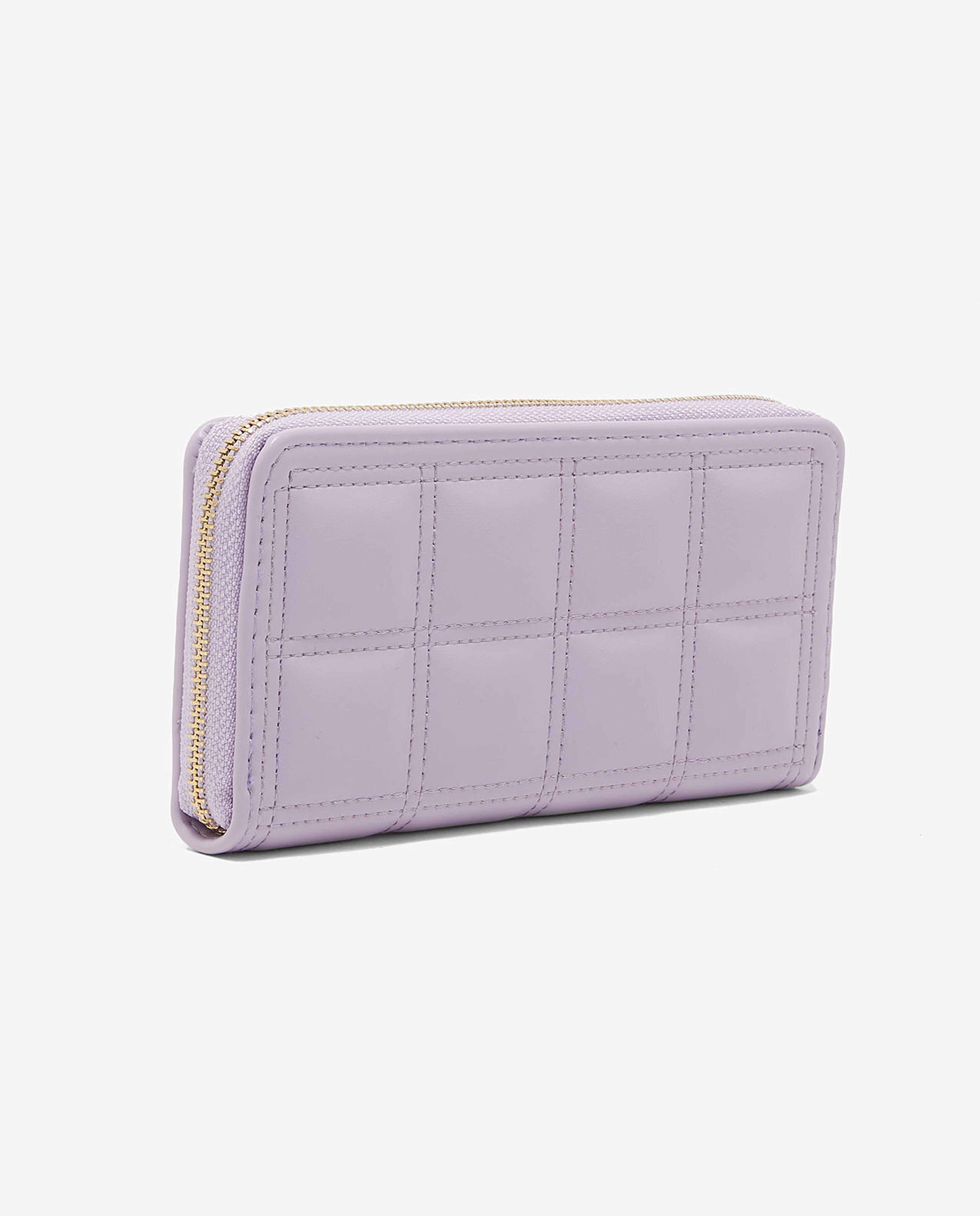 Quilted Wallet with Zippered Closure