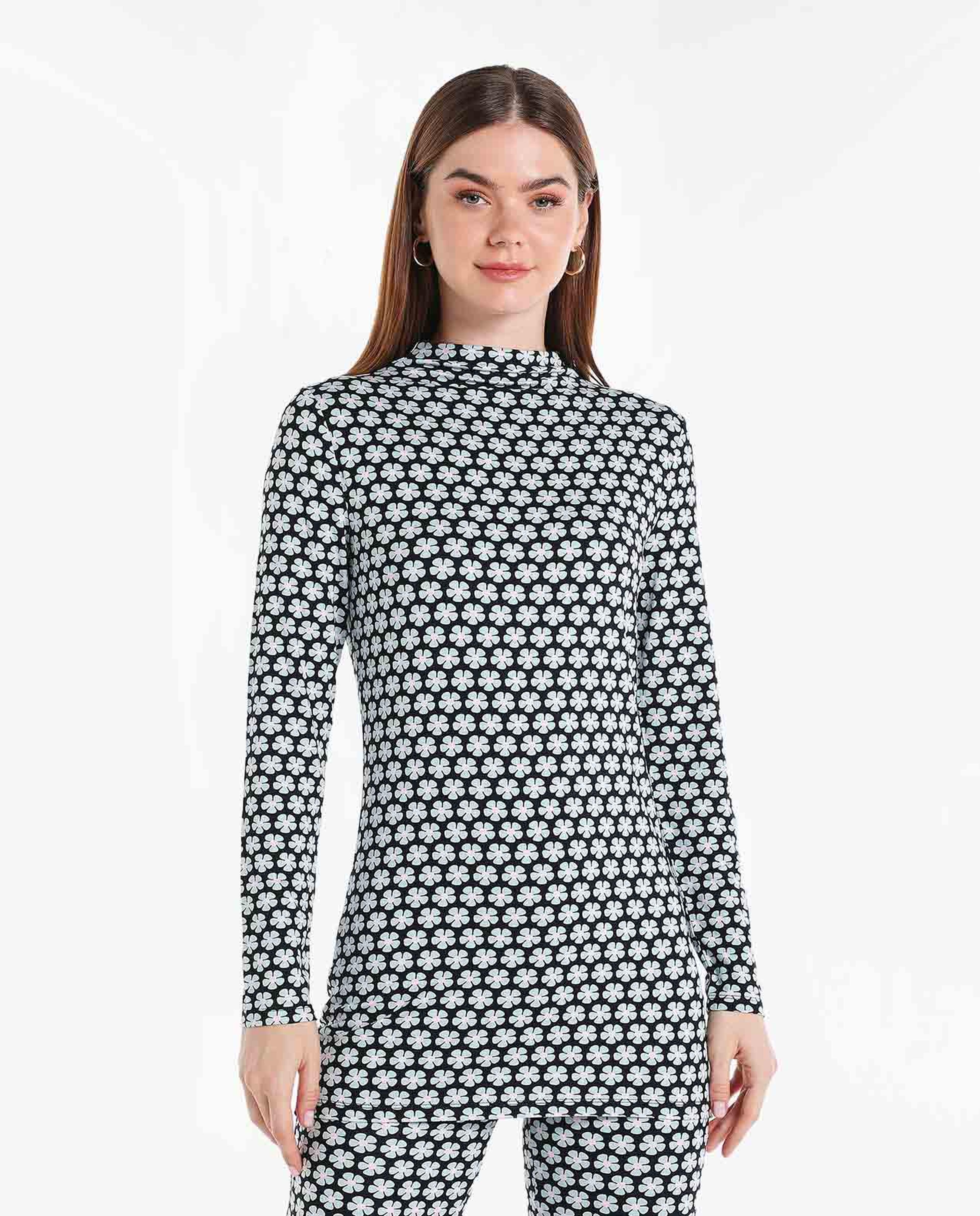 Printed Casual Top with Mock Neck and Long Sleeves