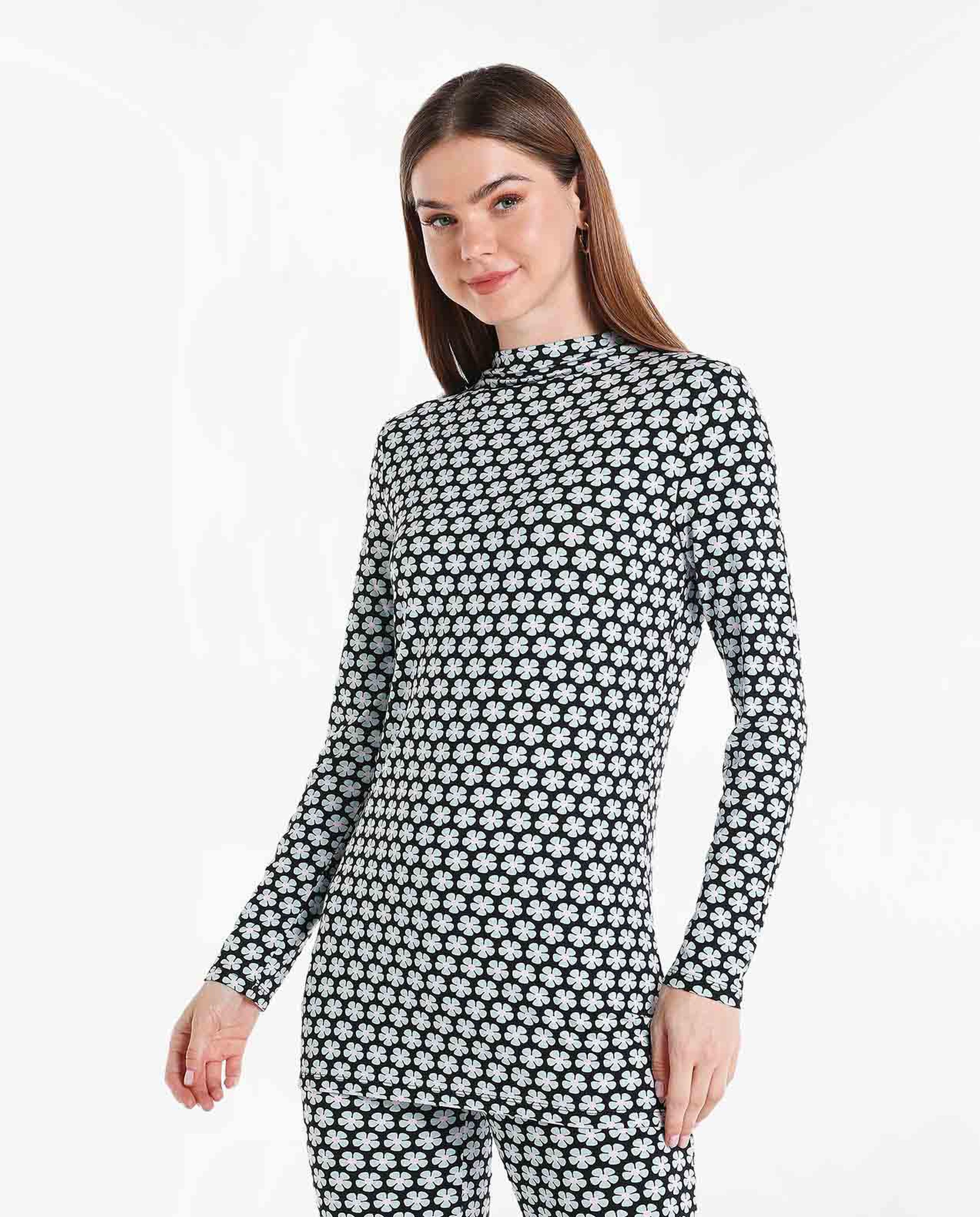 Printed Casual Top with Mock Neck and Long Sleeves