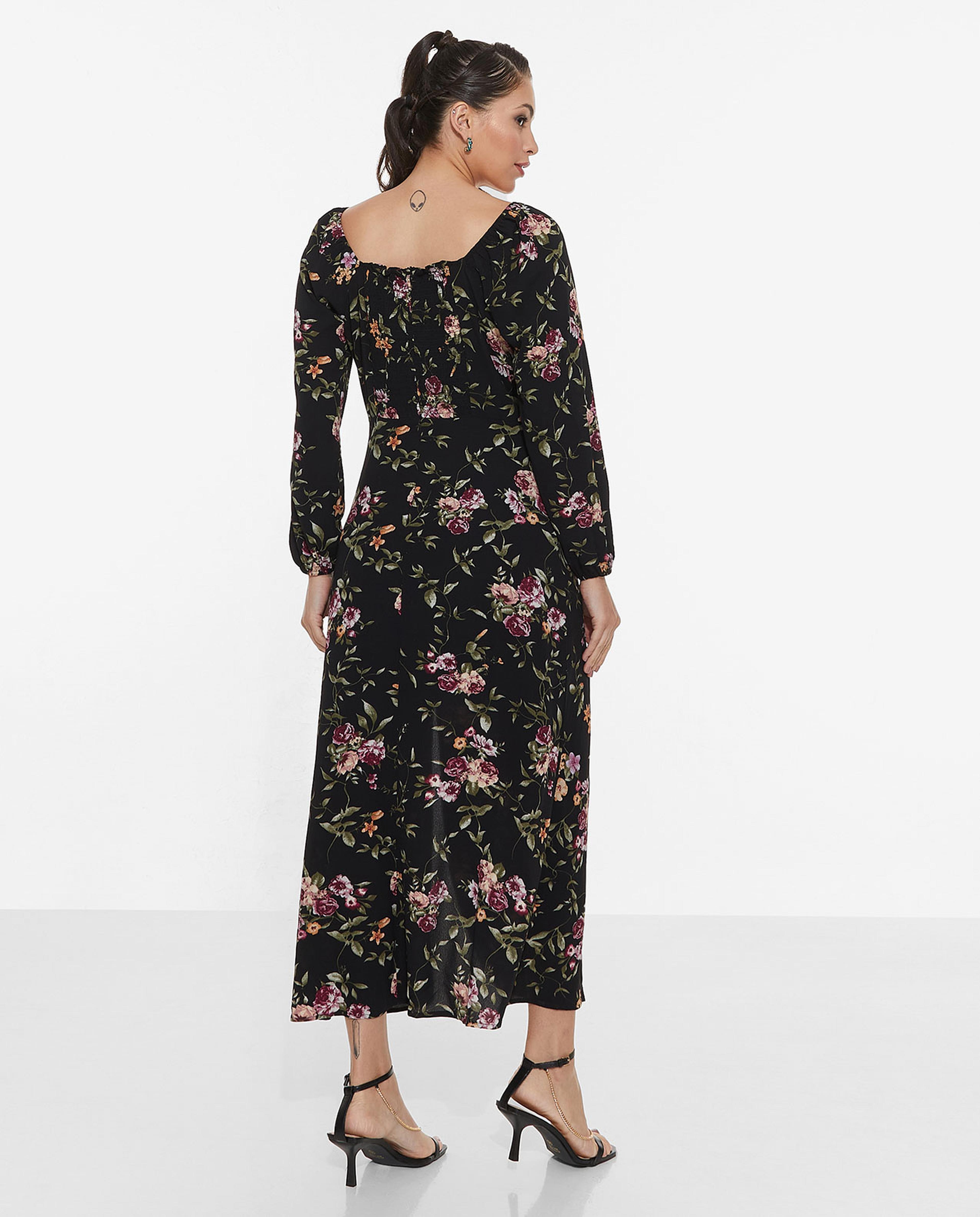 Printed Maxi Dress with Sweetheart Neck and Long Sleeves