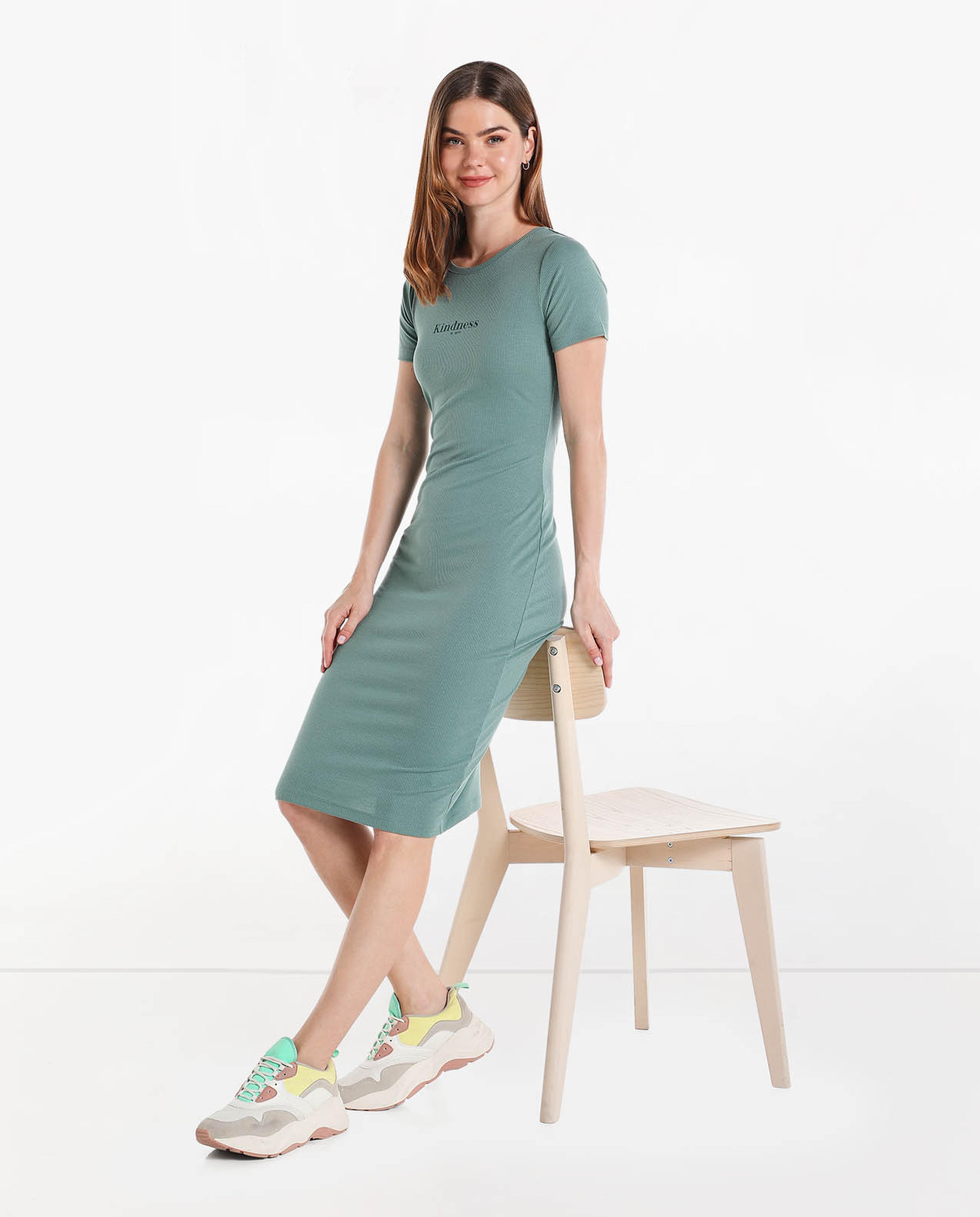 Printed Midi Dress with Round Neck and Short Sleeves