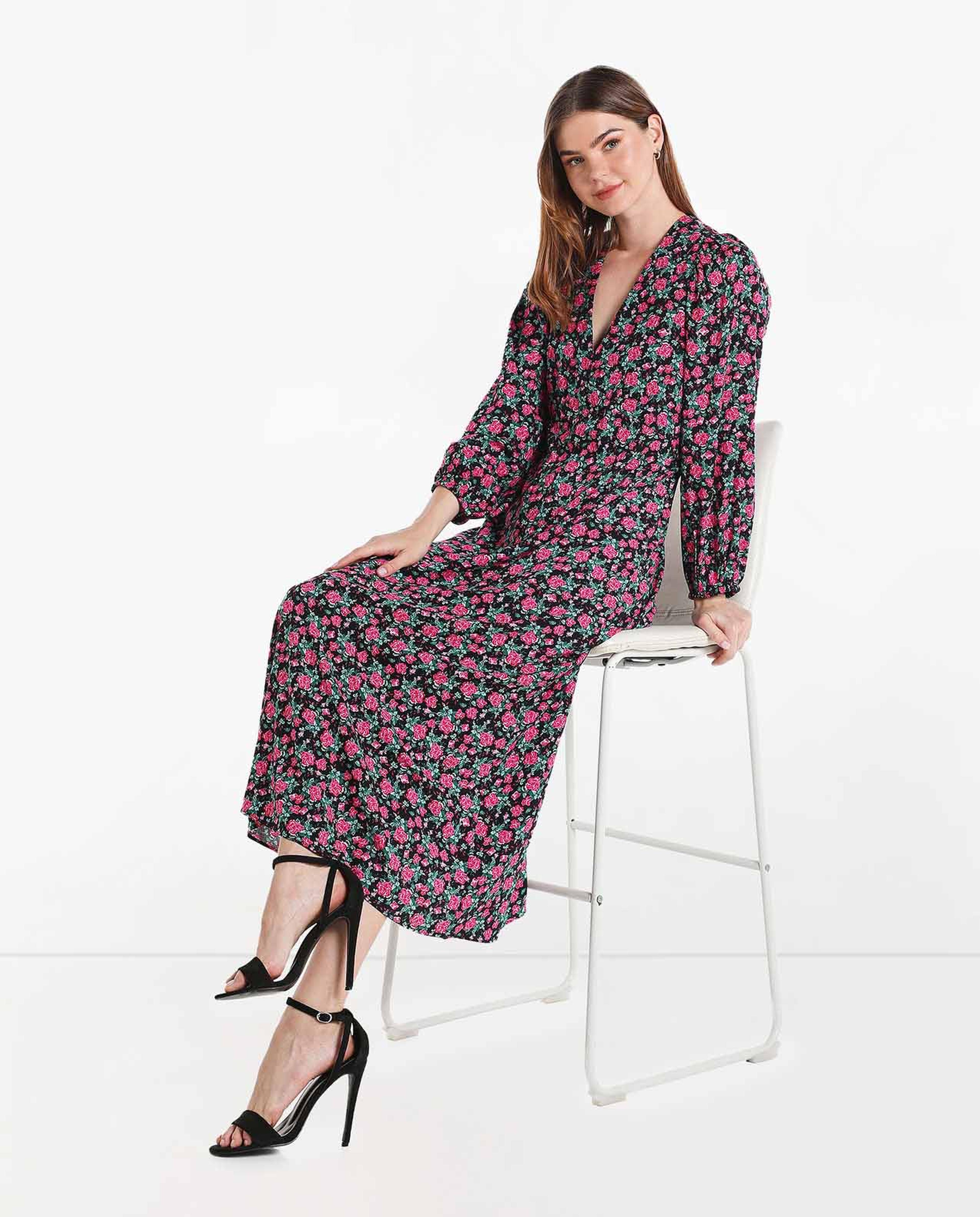 Printed Maxi Dress with V-Neck and Long Sleeves