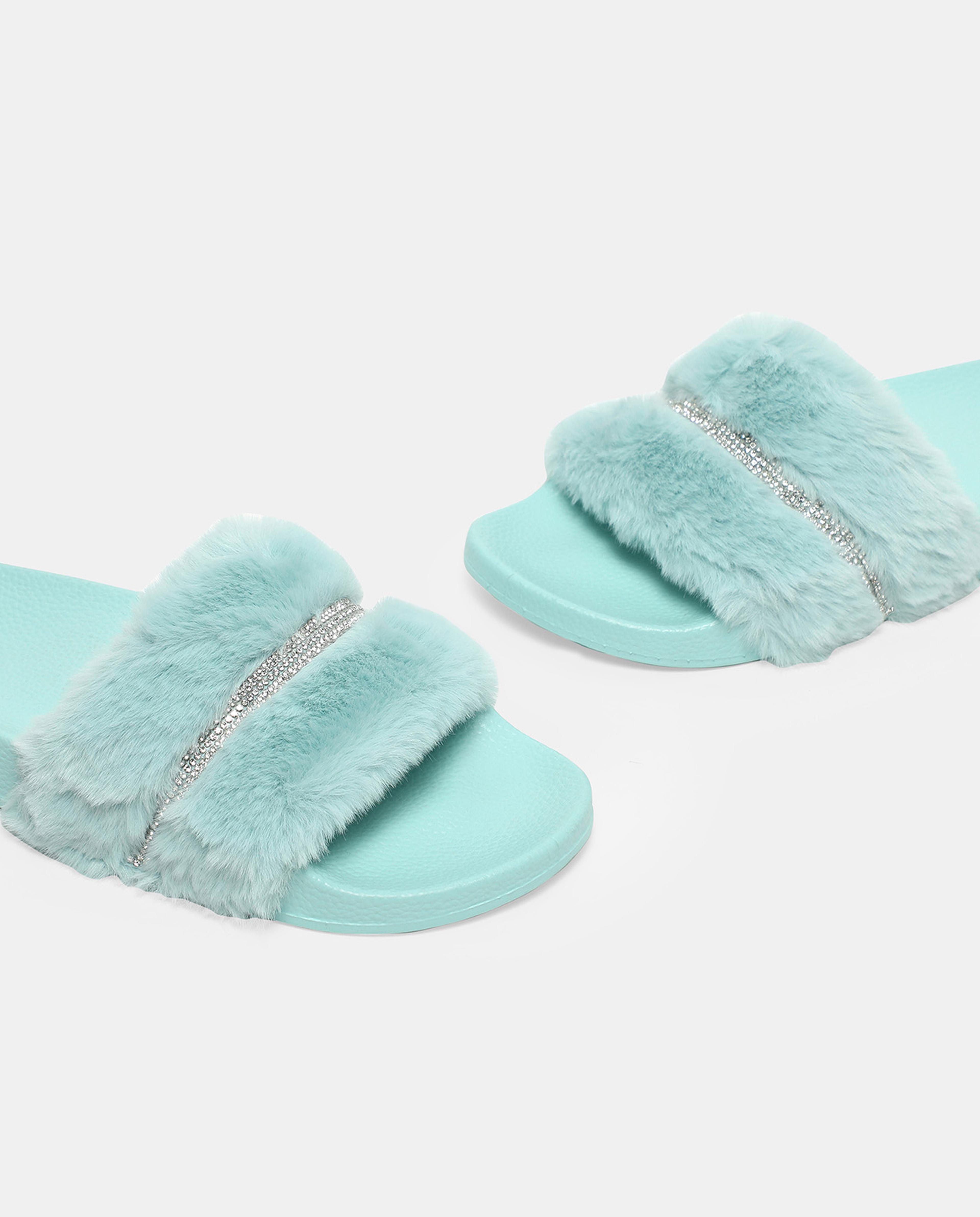 Solid Fur Detailed Sliders