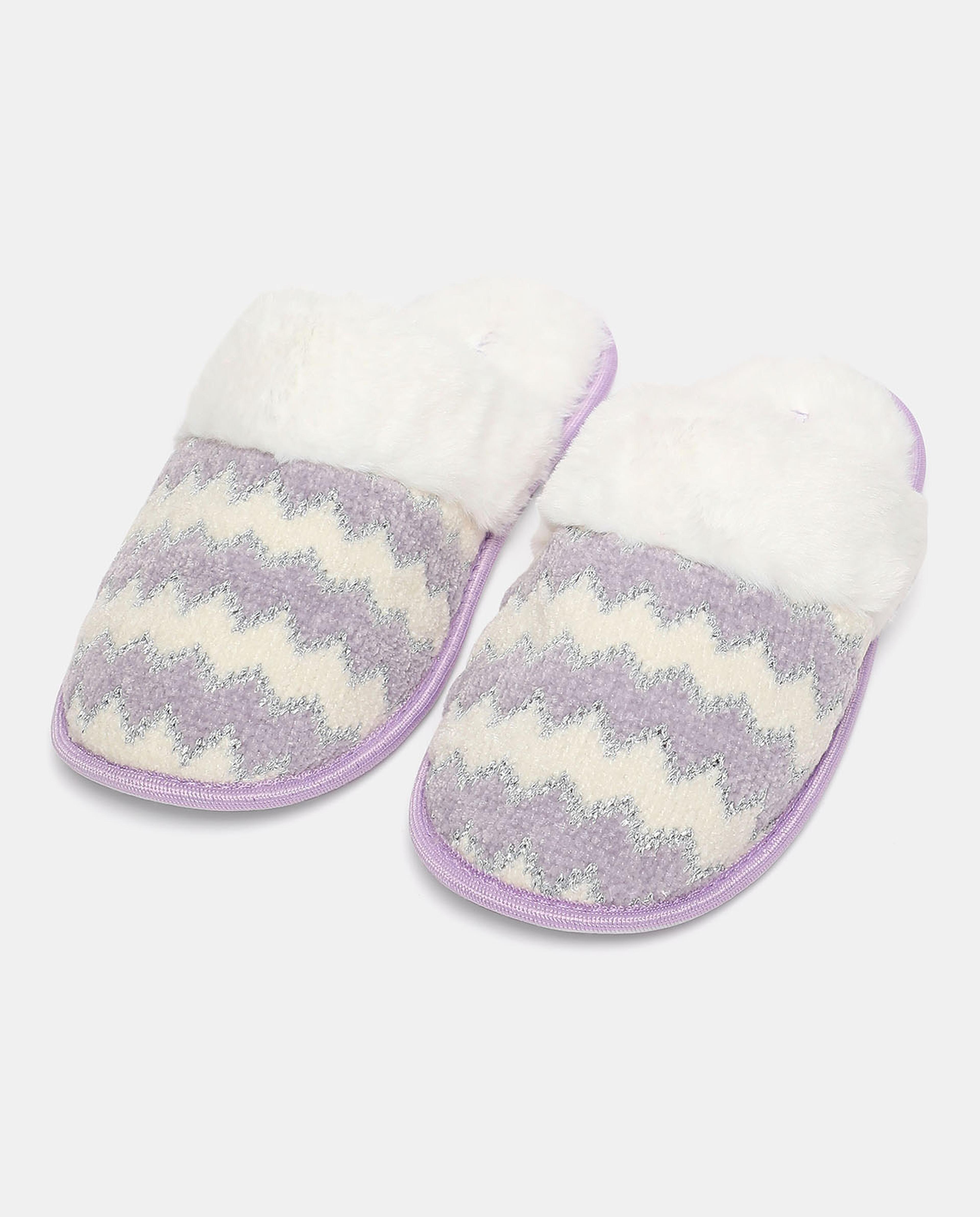 Chevron Detailed Slip-On Bedroom Slippers