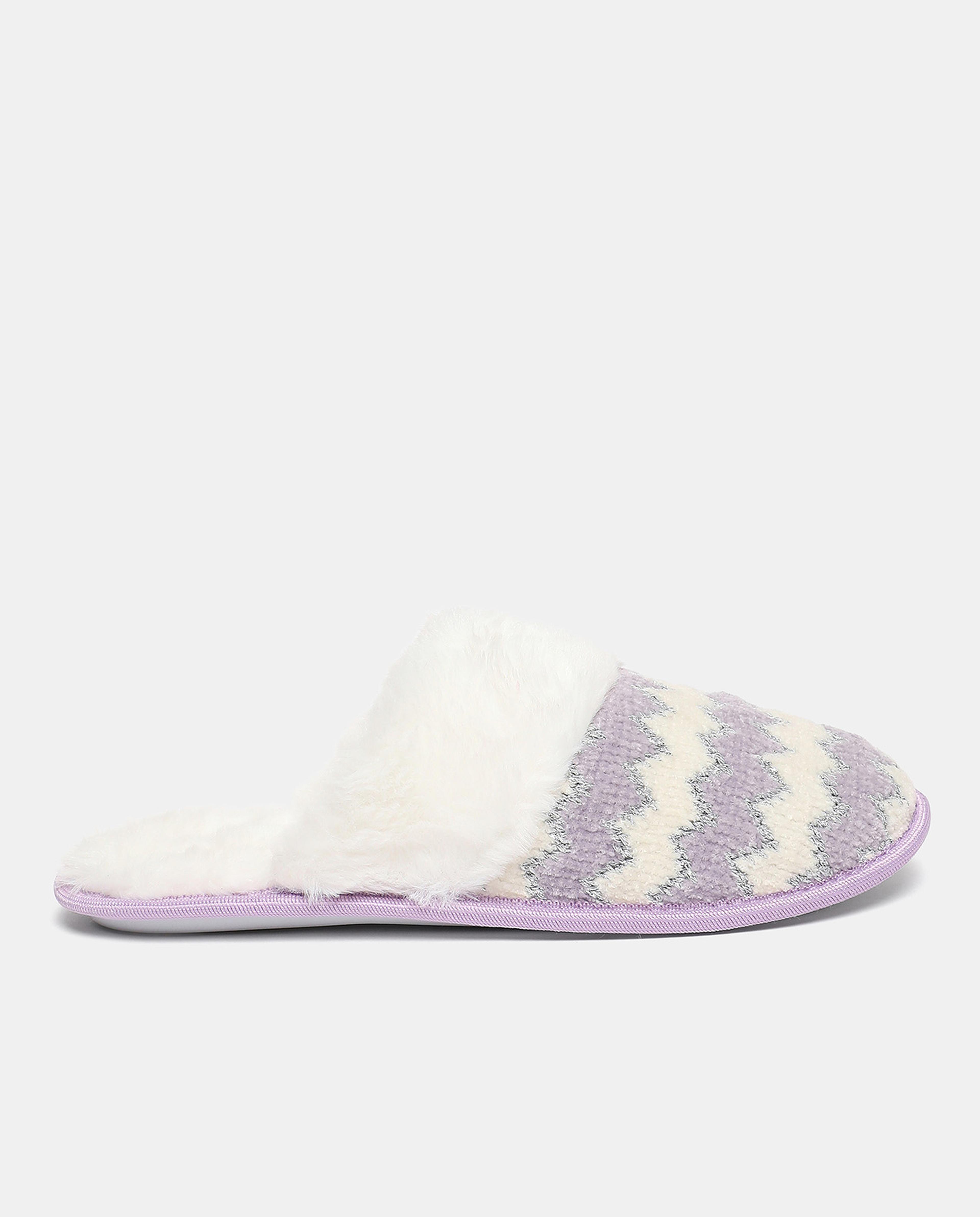 Chevron Detailed Slip-On Bedroom Slippers