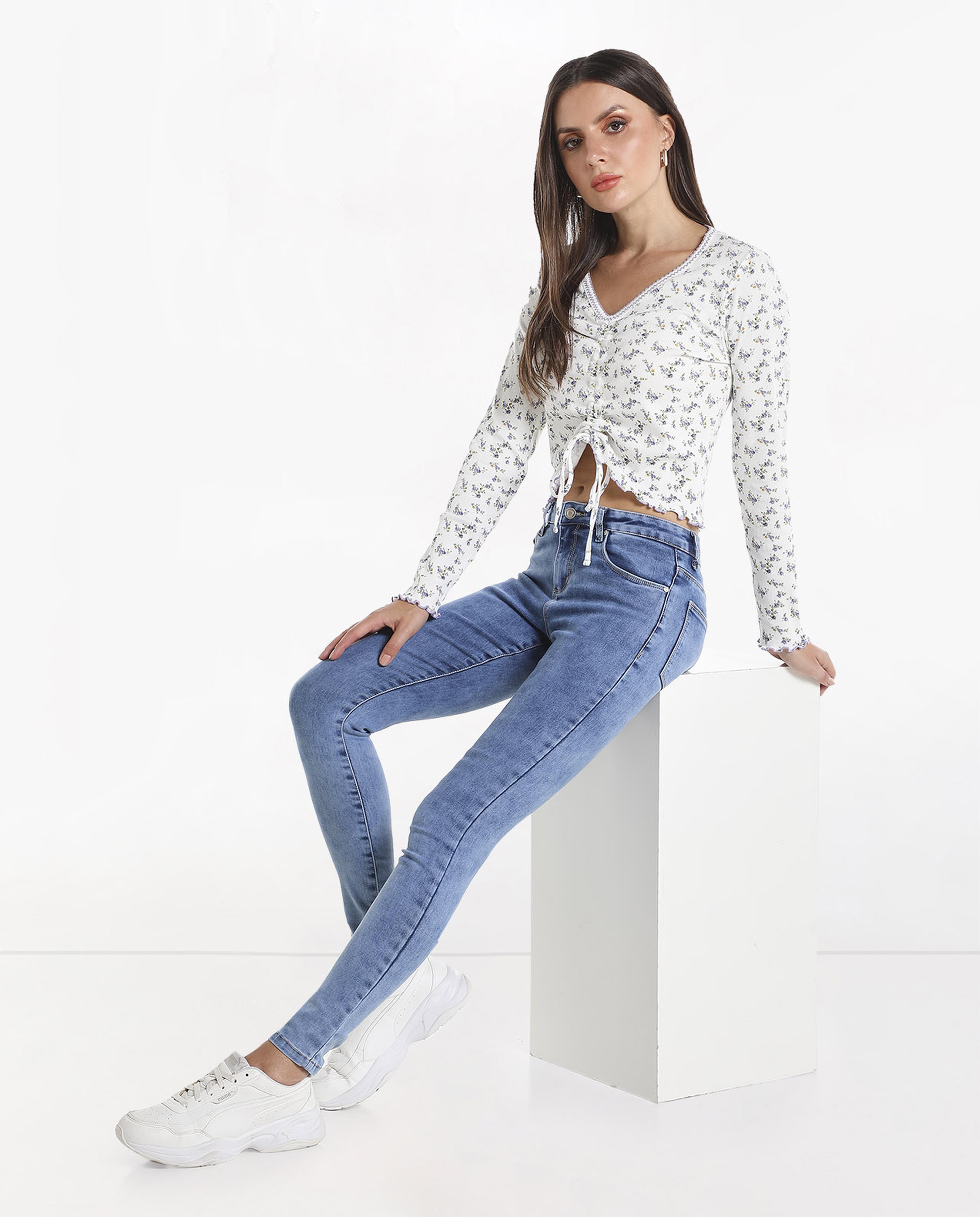 Floral Printed Ruched Top with V-Neck and Lettuce Hem