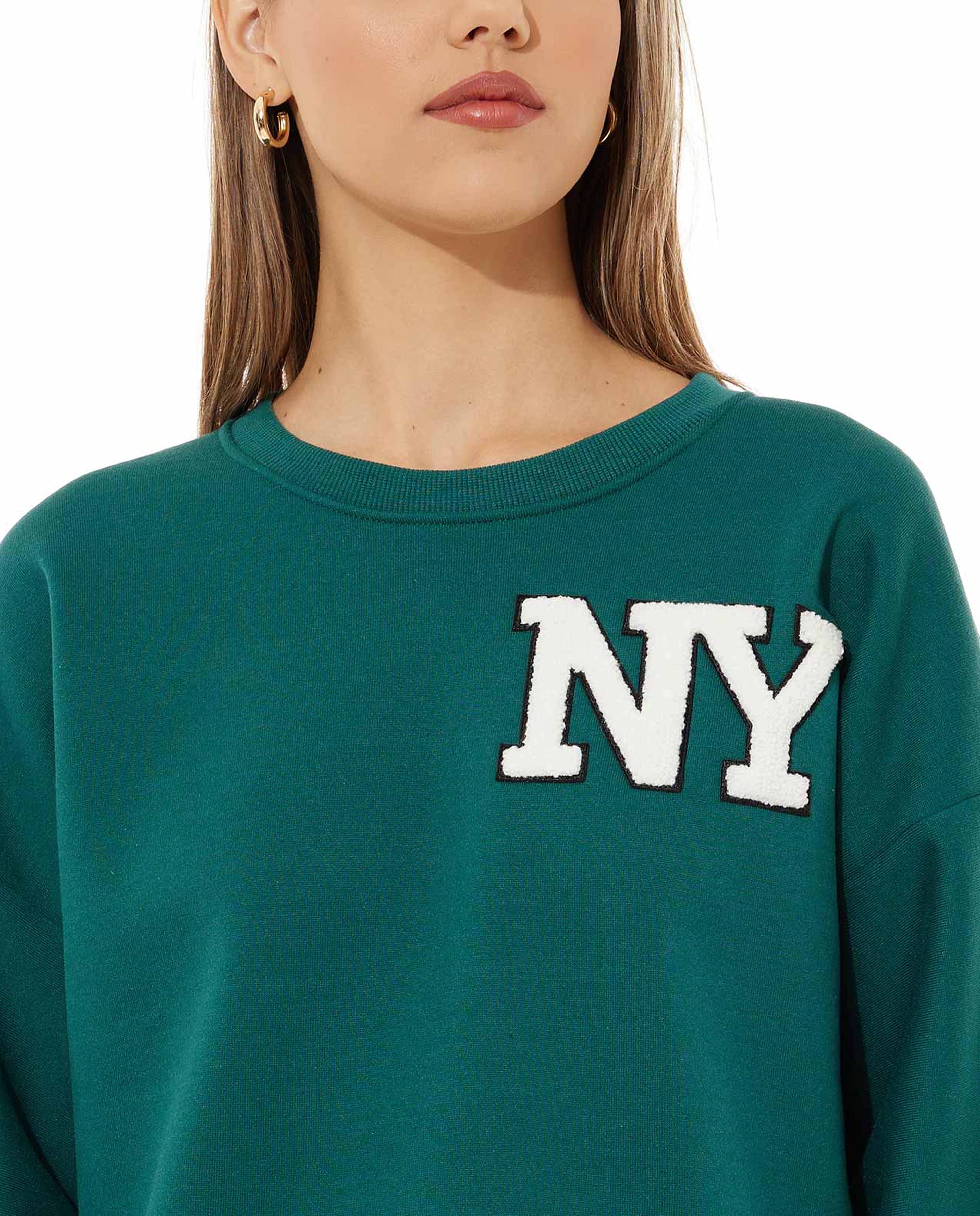 Embroidery Detail Sweatshirt with Crew Neck and Long Sleeves