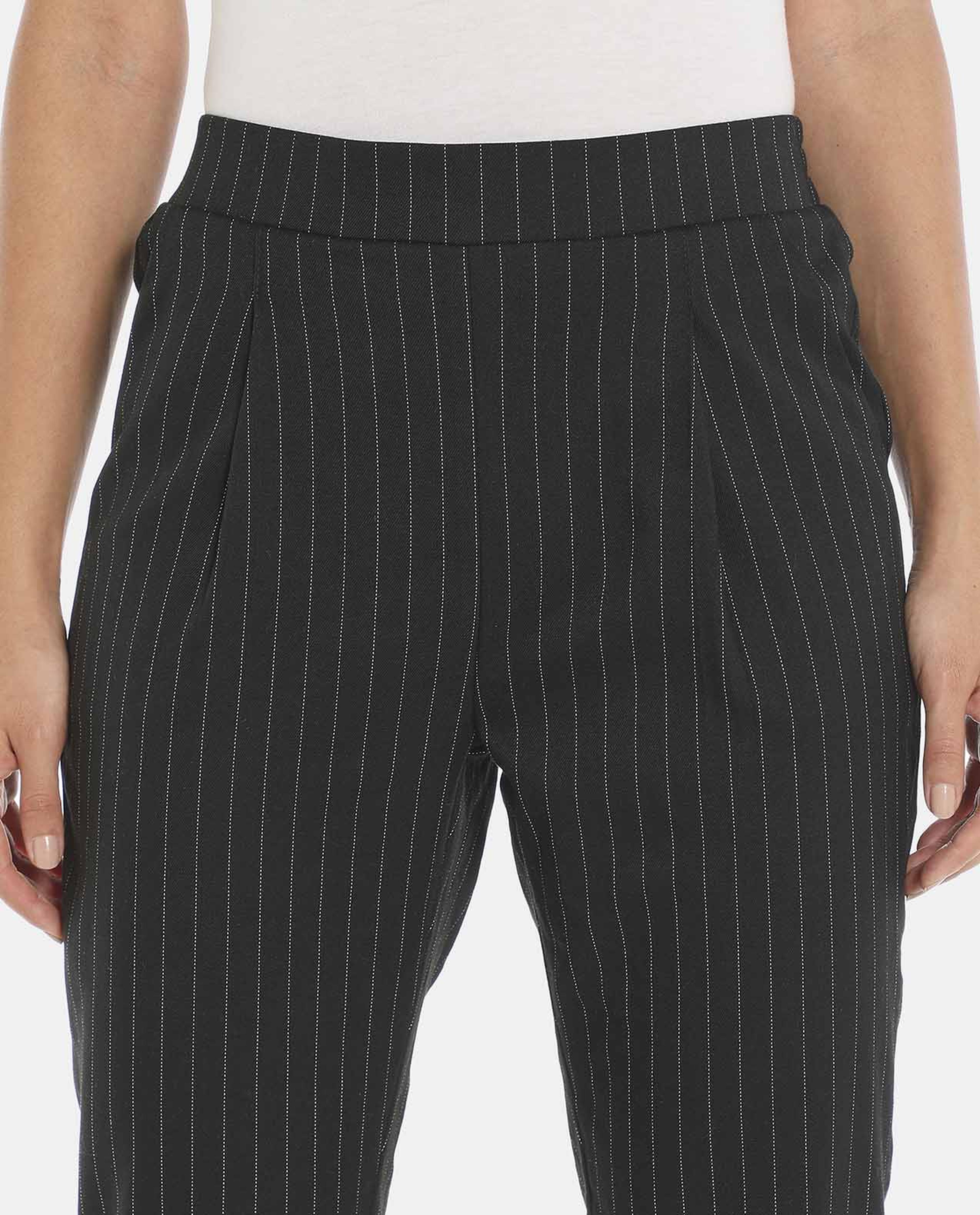 Black Solid Bottom