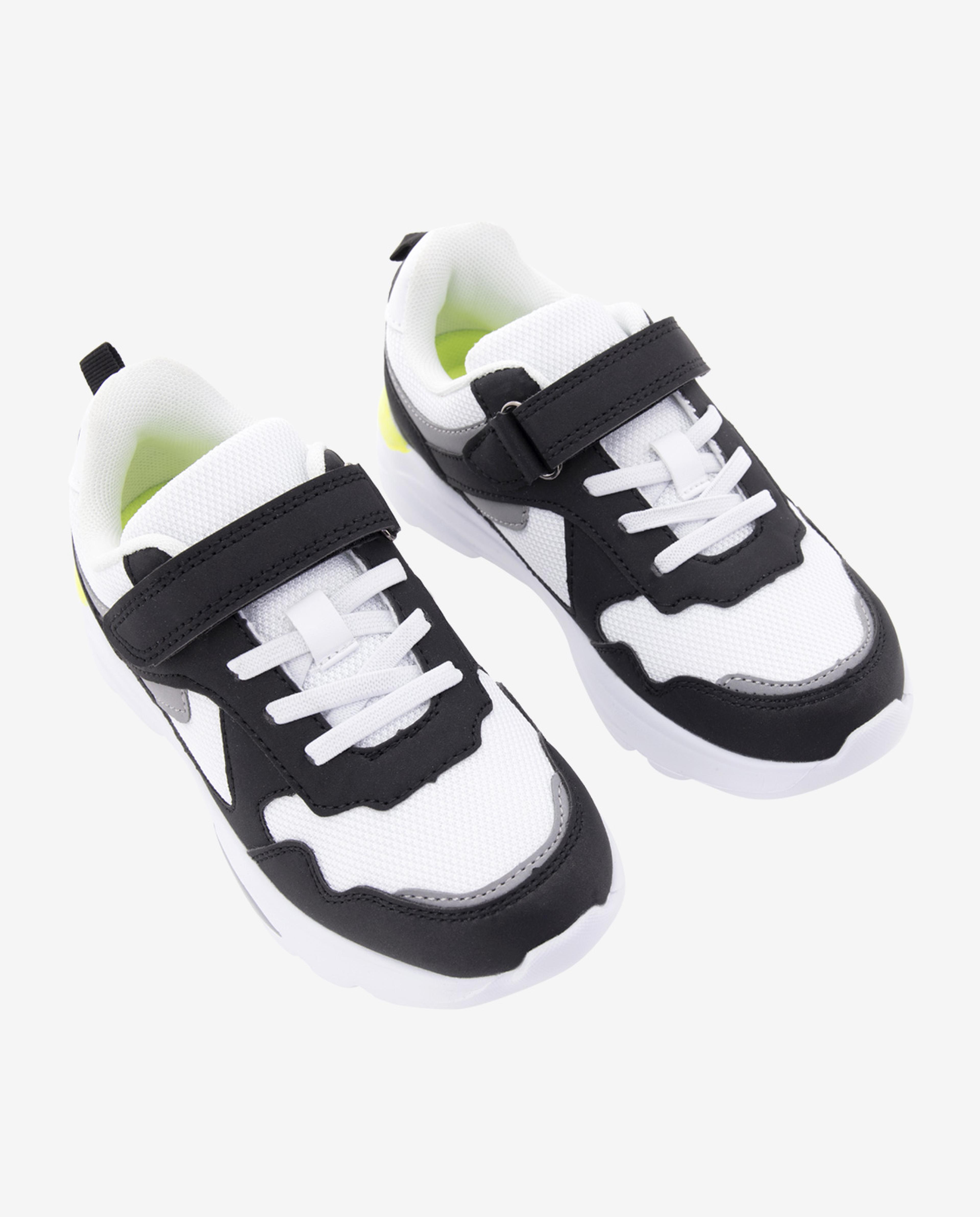 Black Sports Shoes