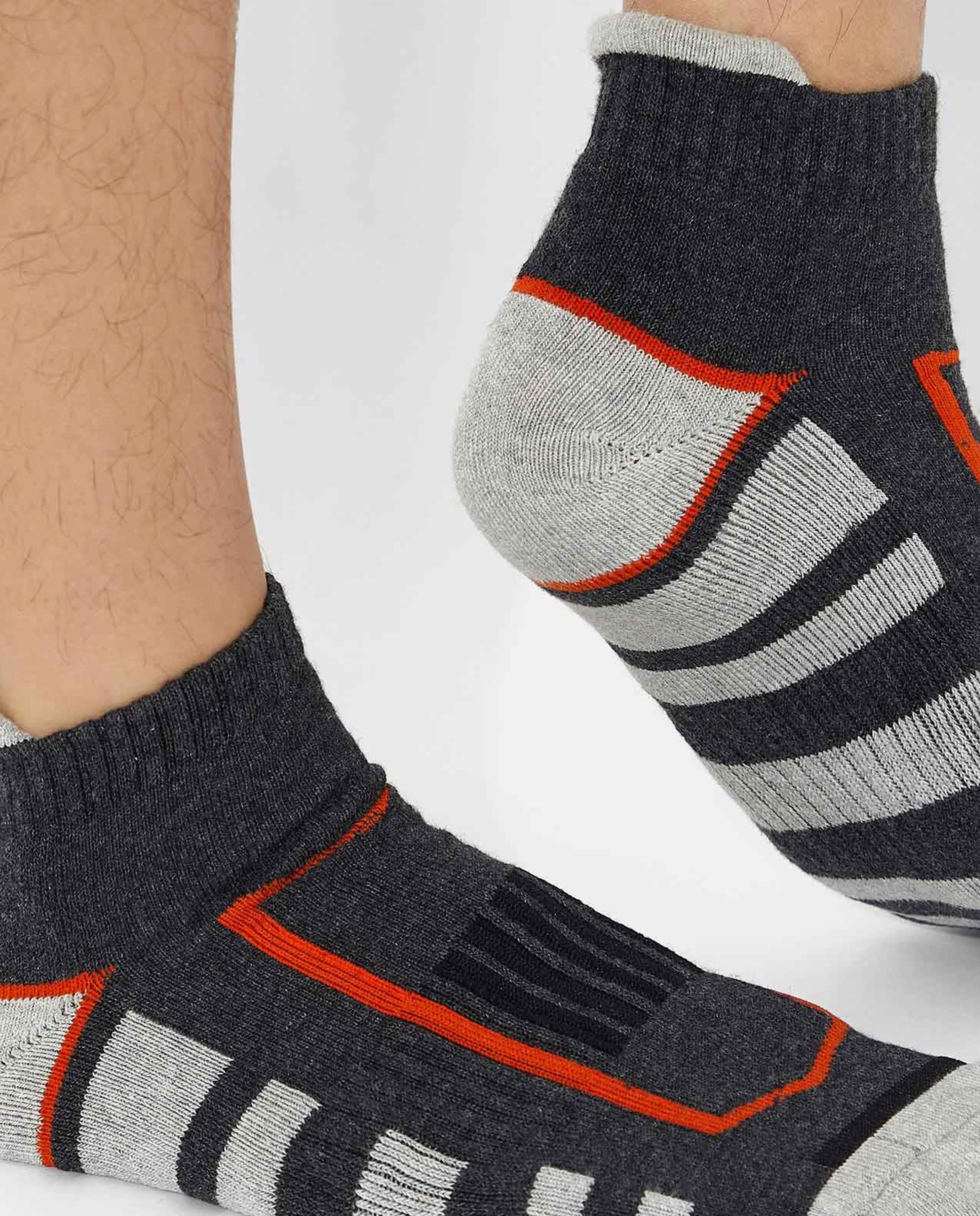 Pack of 3 Color Block Sports Ankle Socks