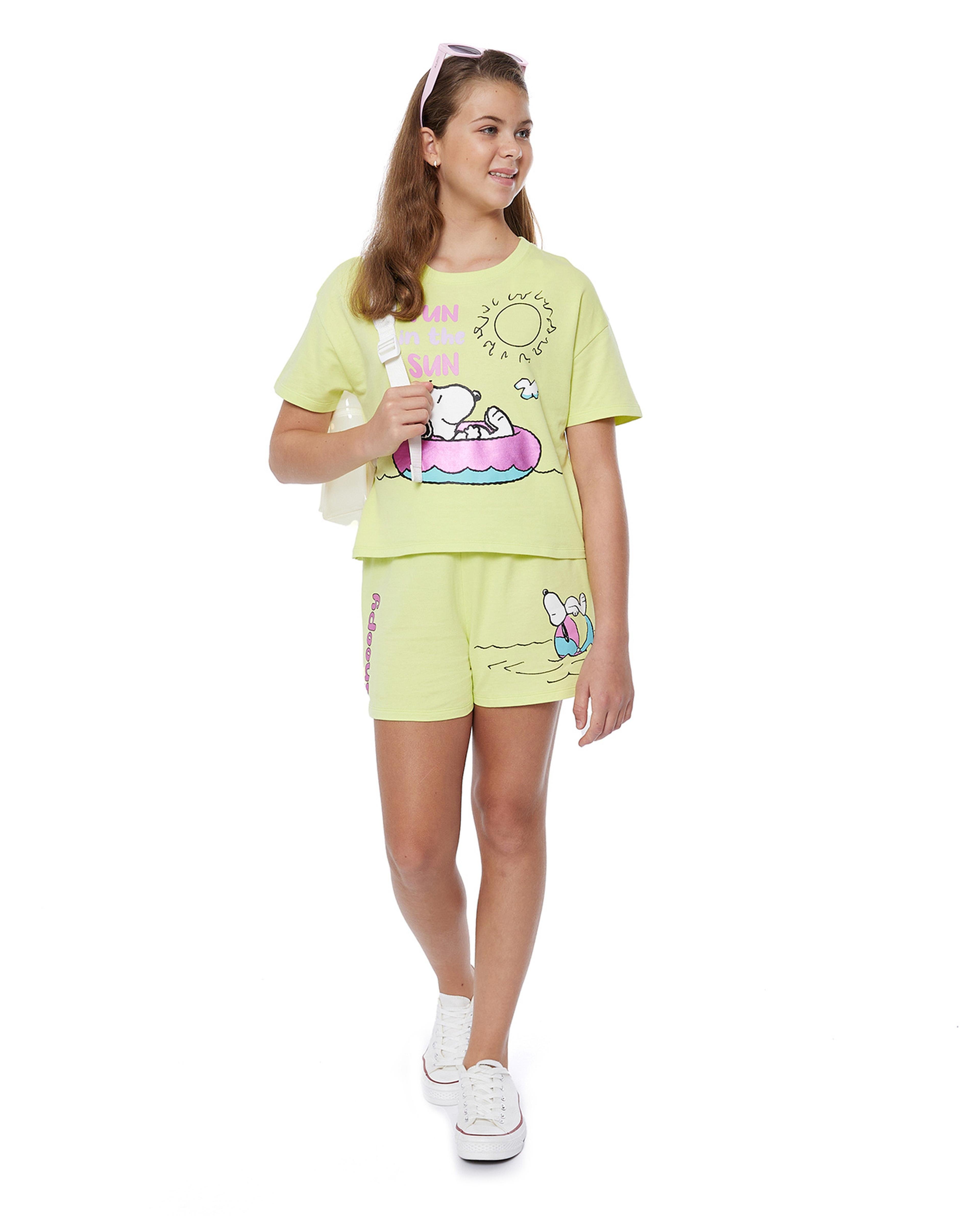 Snoopy Printed T-Shirt and Shorts Set