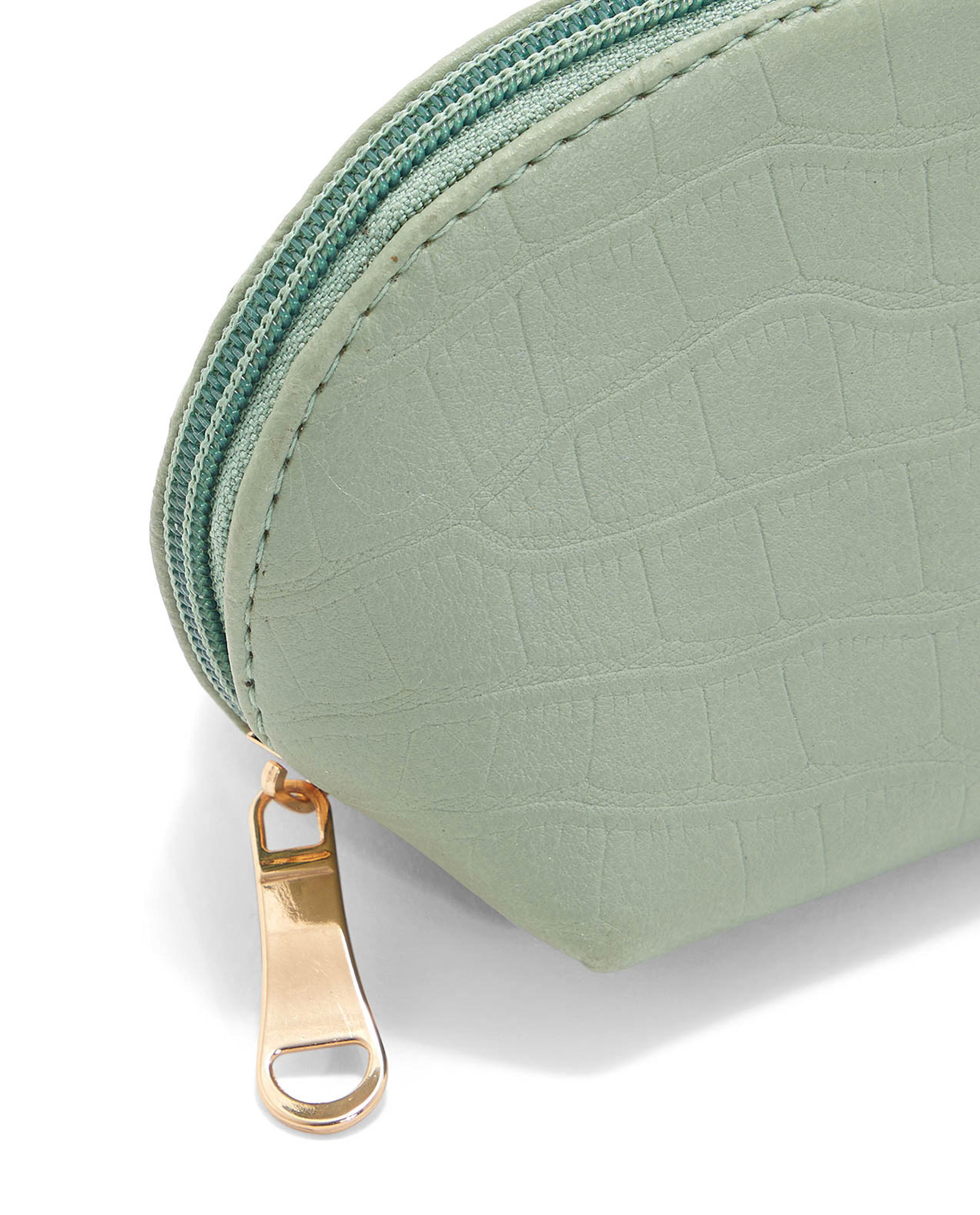 Textured Travel Pouch