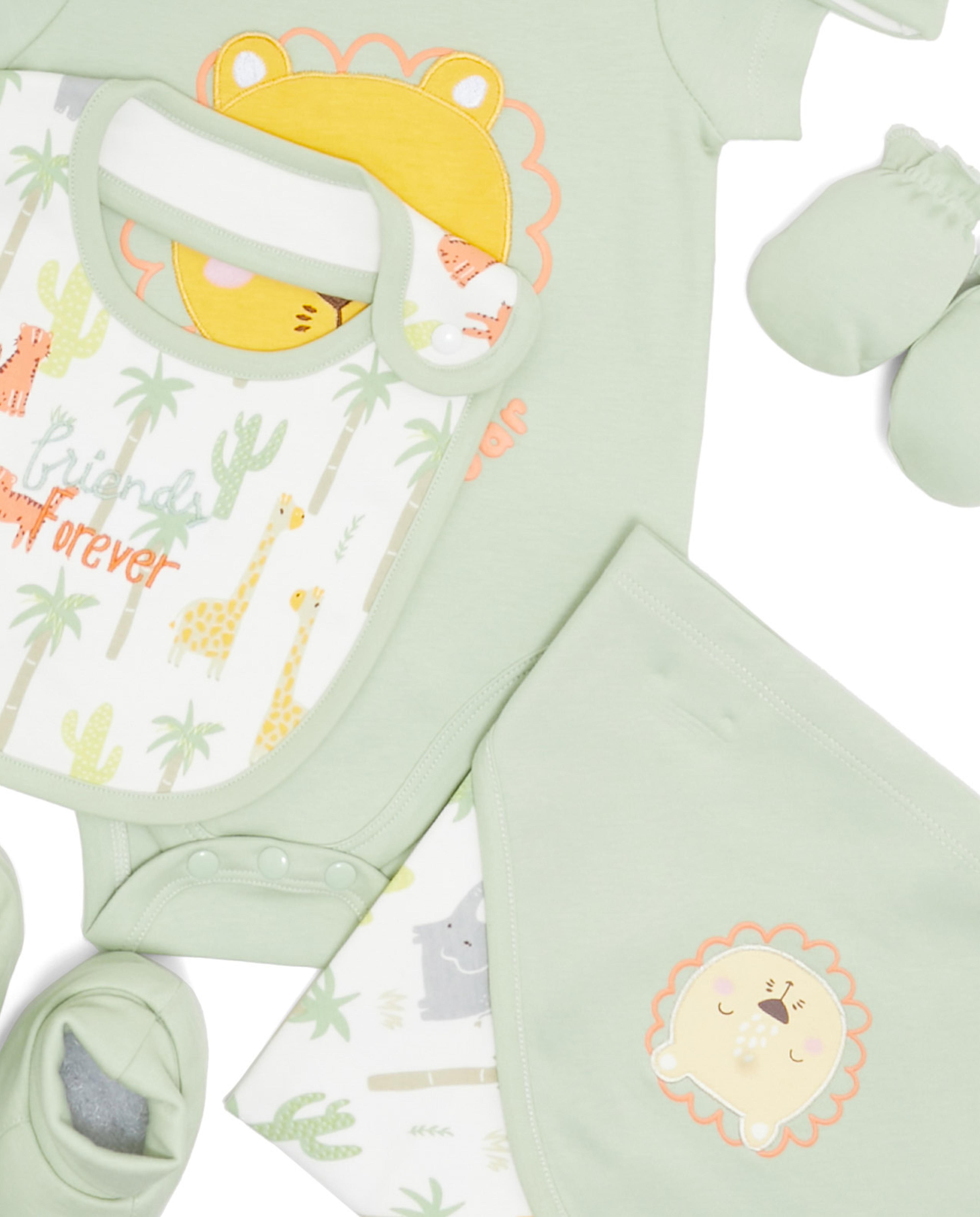 Newborn's Gift Set