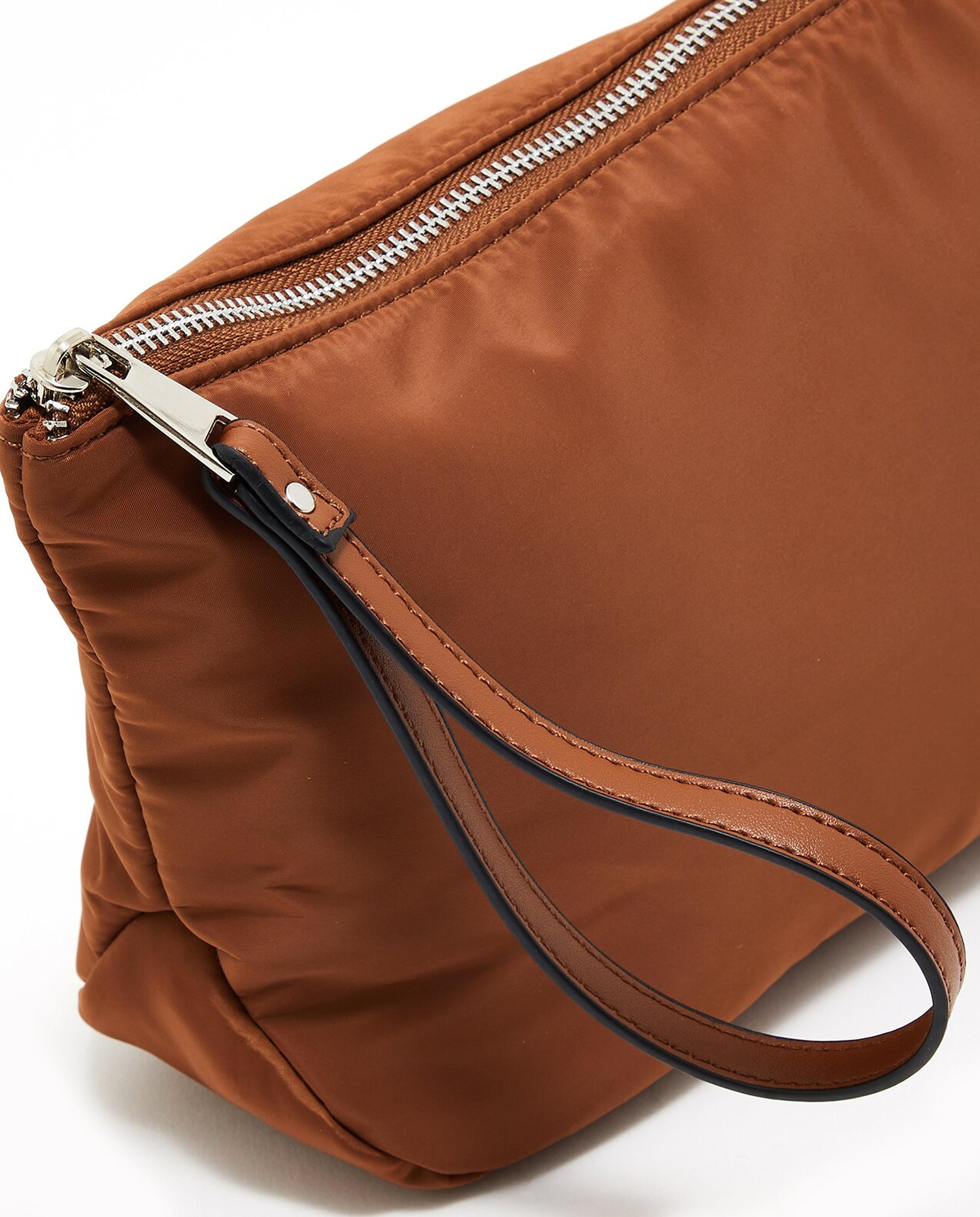 Solid Travel Pouch